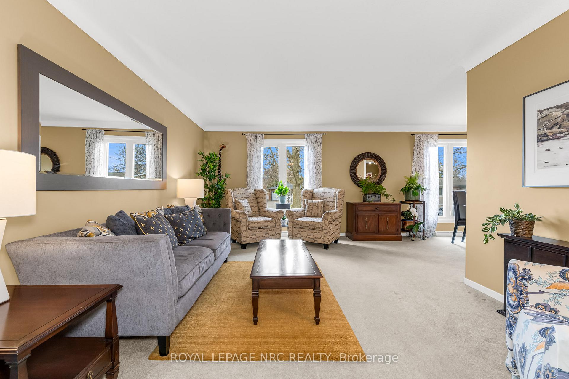 Photo 4 of 3 Pyramid Place, St. Catharines, Glendale/Glenridge — HOMEH