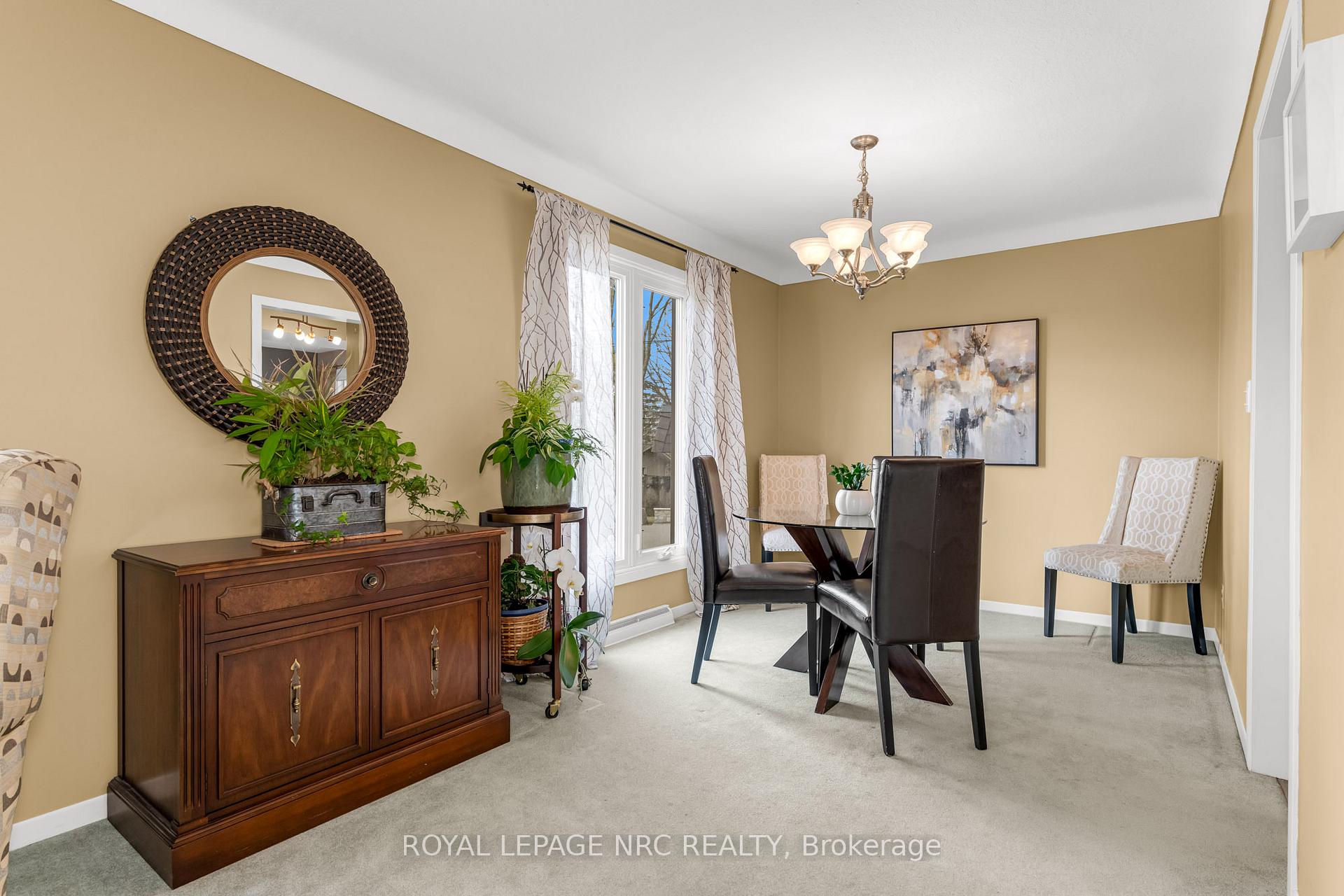 Photo 6 of 3 Pyramid Place, St. Catharines, Glendale/Glenridge — HOMEH