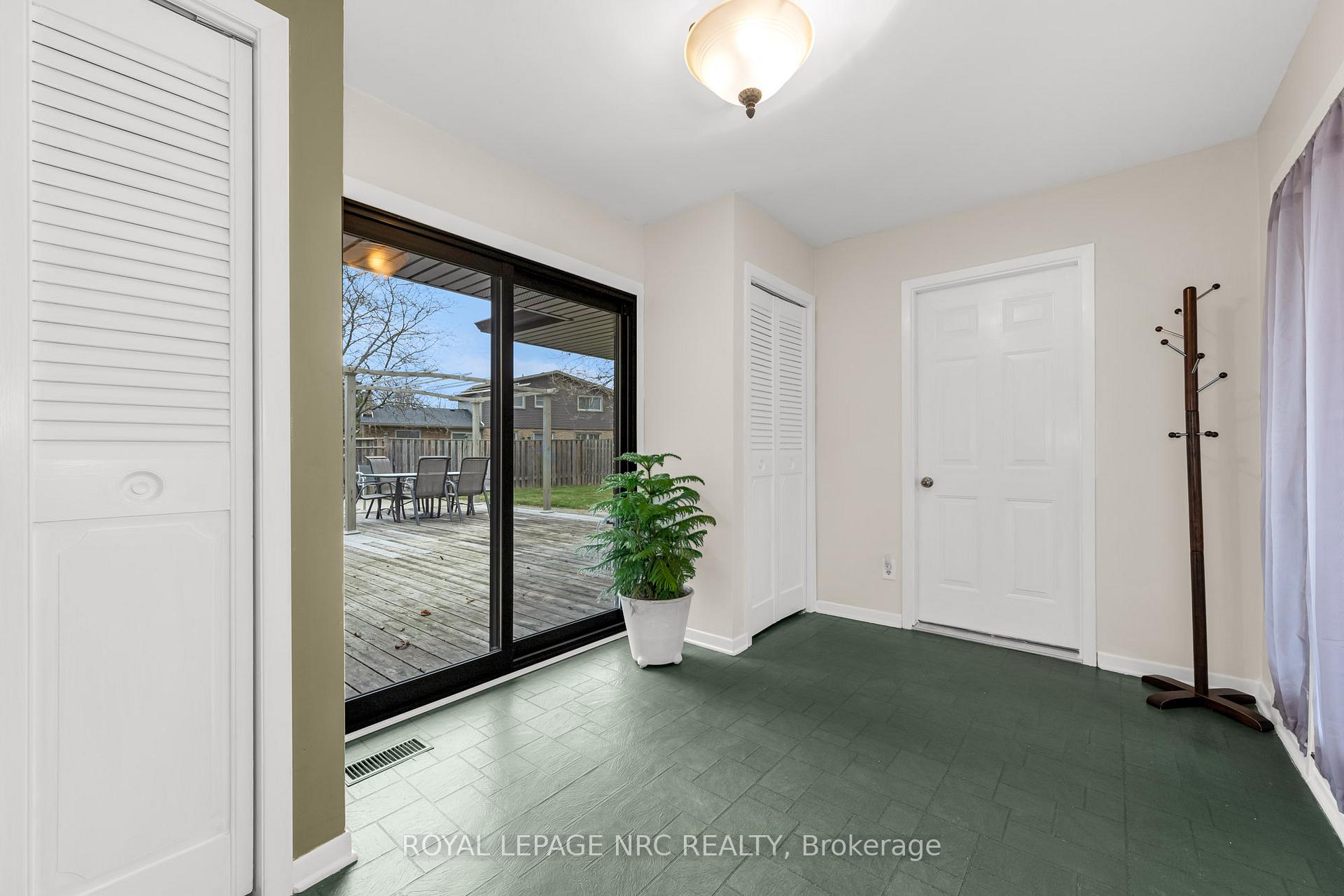 Photo 24 of 3 Pyramid Place, St. Catharines, Glendale/Glenridge — HOMEH