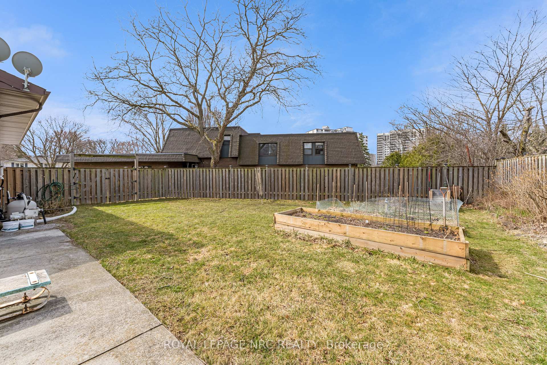 Photo 38 of 3 Pyramid Place, St. Catharines, Glendale/Glenridge — HOMEH