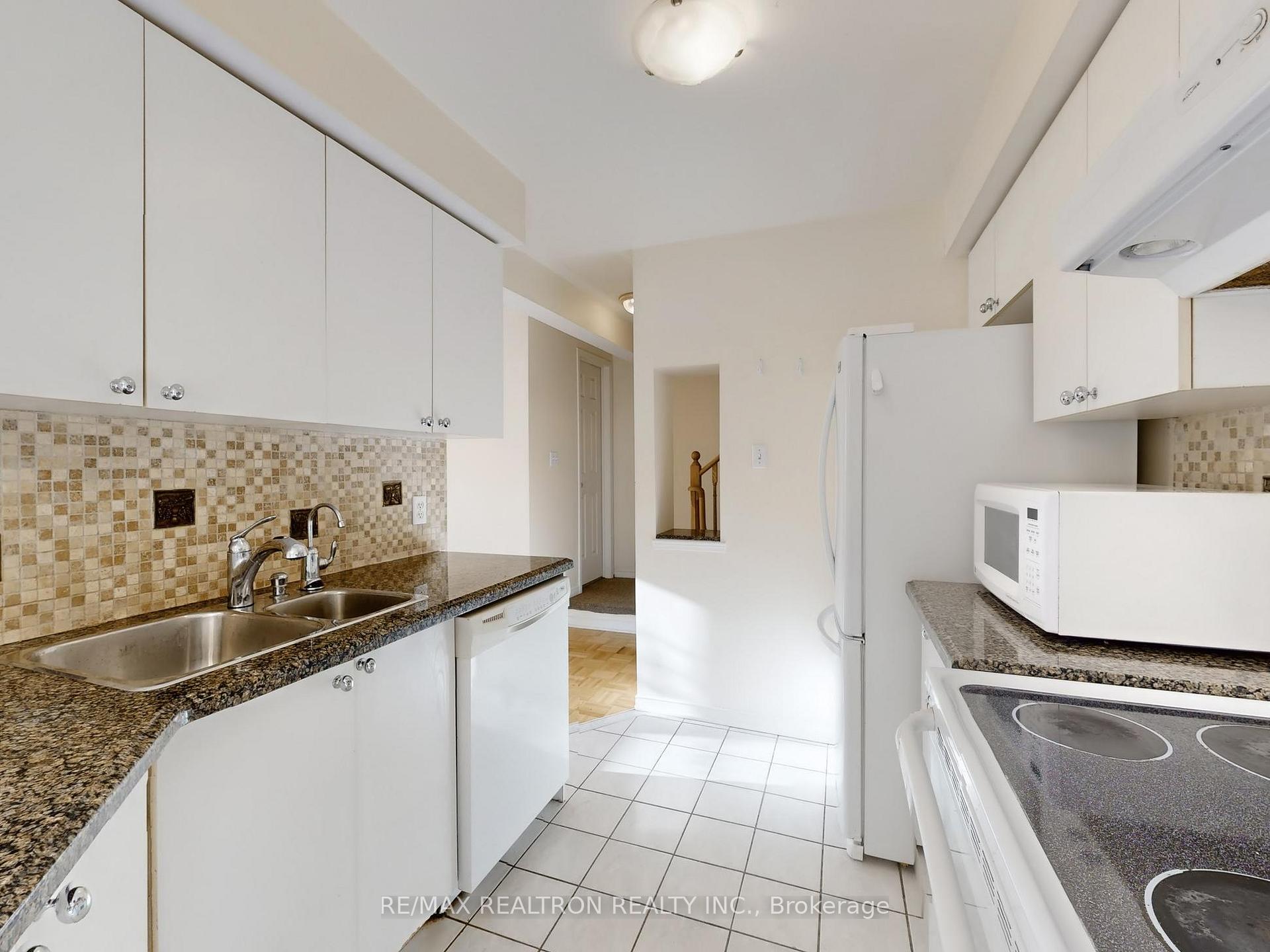 Photo 16 of Unit 144, 18 Clark Avenue W, Vaughan, Crestwood-Springfarm-Yorkhill — HOMEH