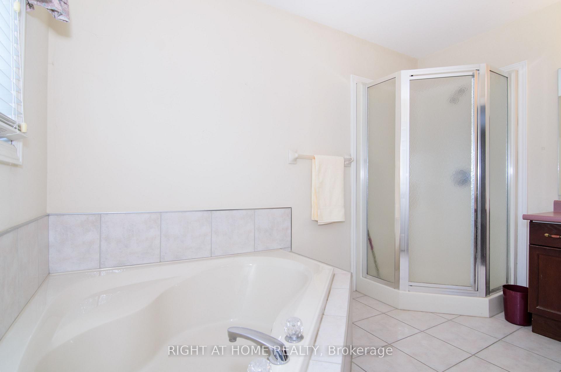 Photo 37 of 1321 Baseline Road, Hamilton, Winona Park — HOMEH