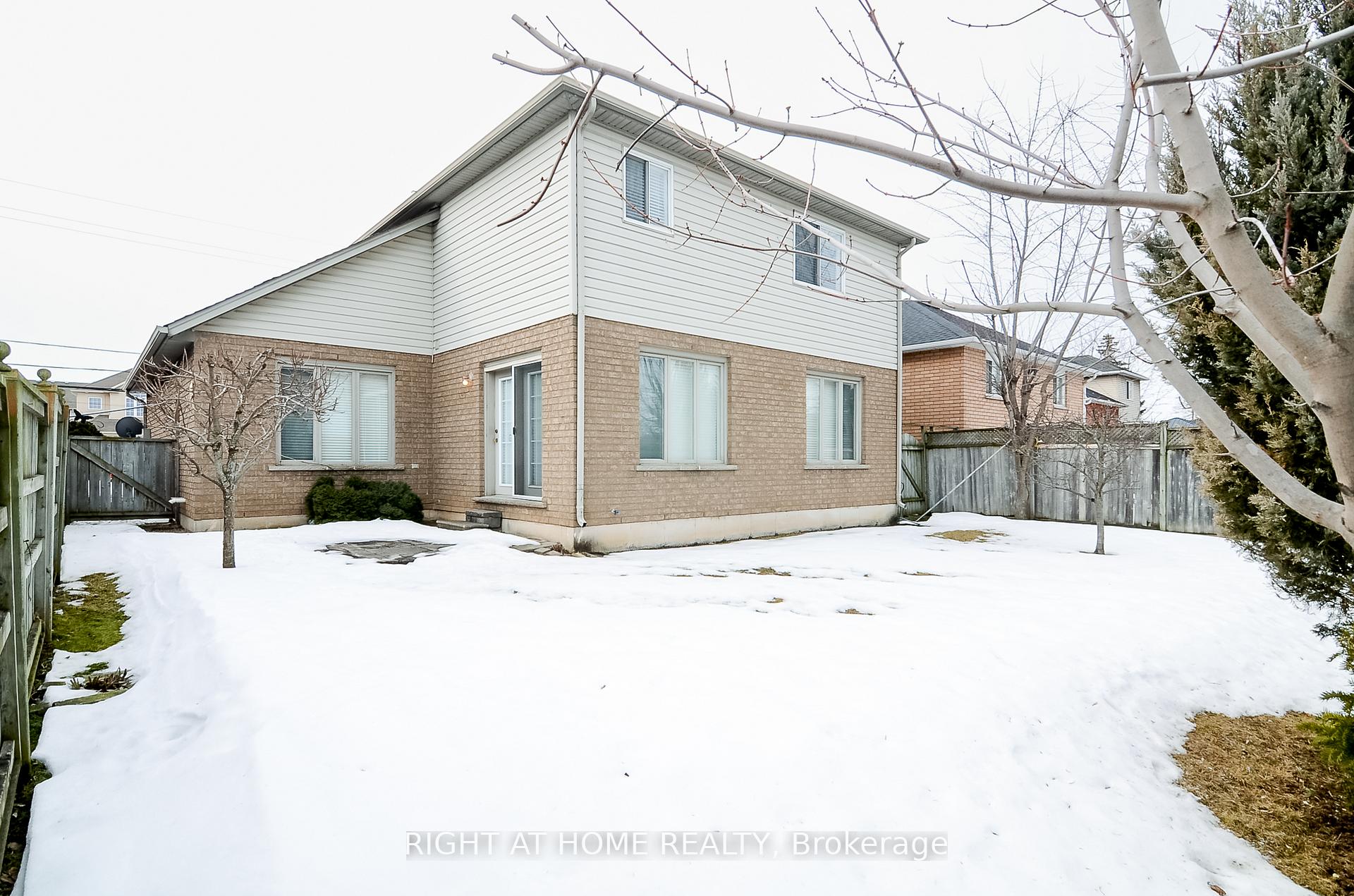 Photo 39 of 1321 Baseline Road, Hamilton, Winona Park — HOMEH