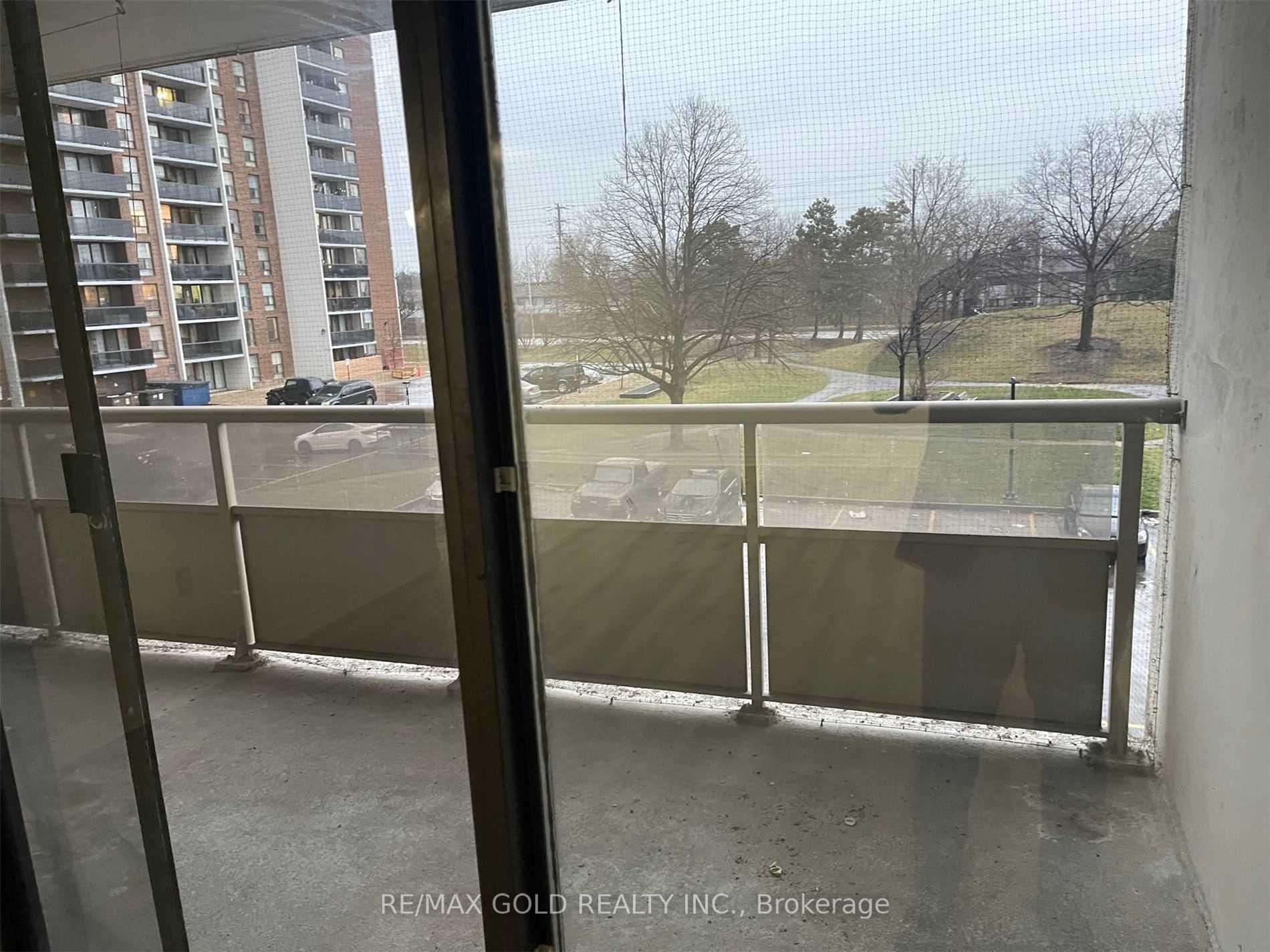 Photo 8 of Unit 307, 4 King Cross Road, King, Nobleton — HOMEH