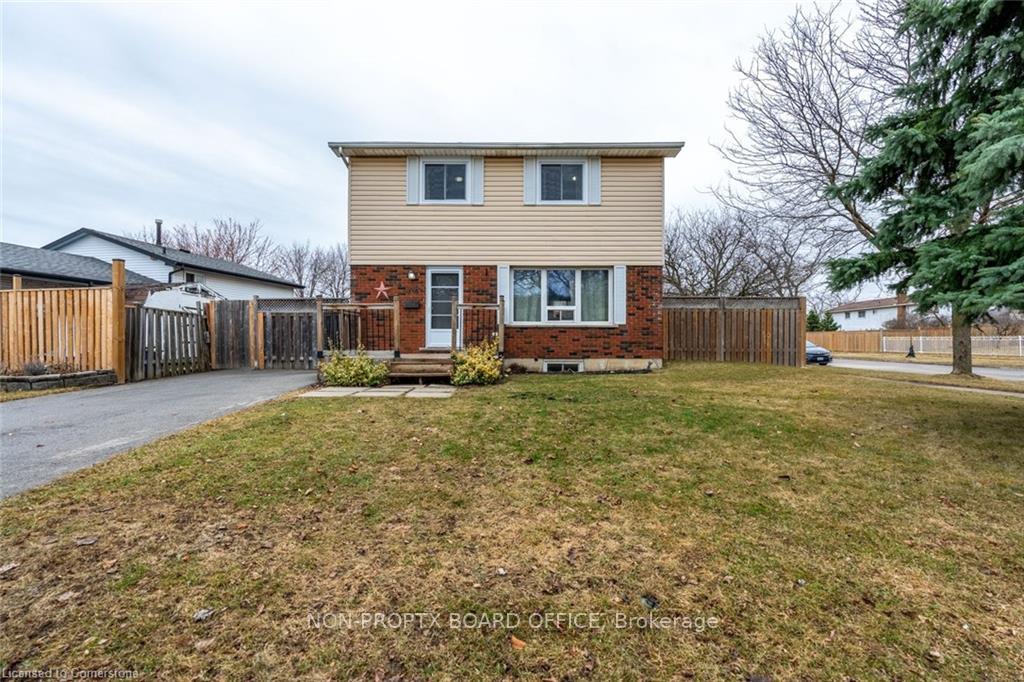 Photo 1 of 18 Chilton Drive, Hamilton, Stoney Creek Mountain — HOMEH