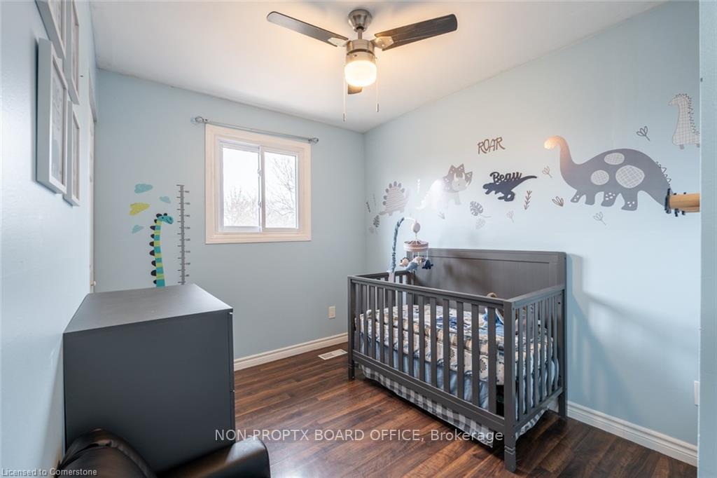 Photo 18 of 18 Chilton Drive, Hamilton, Stoney Creek Mountain — HOMEH