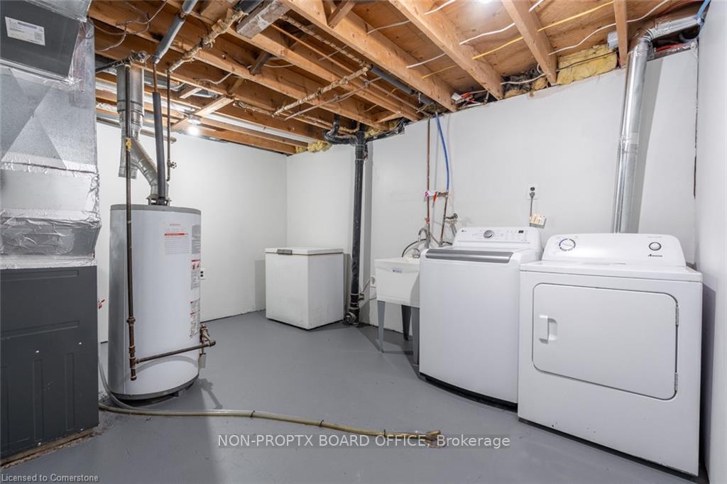 Photo 41 of 18 Chilton Drive, Hamilton, Stoney Creek Mountain — HOMEH