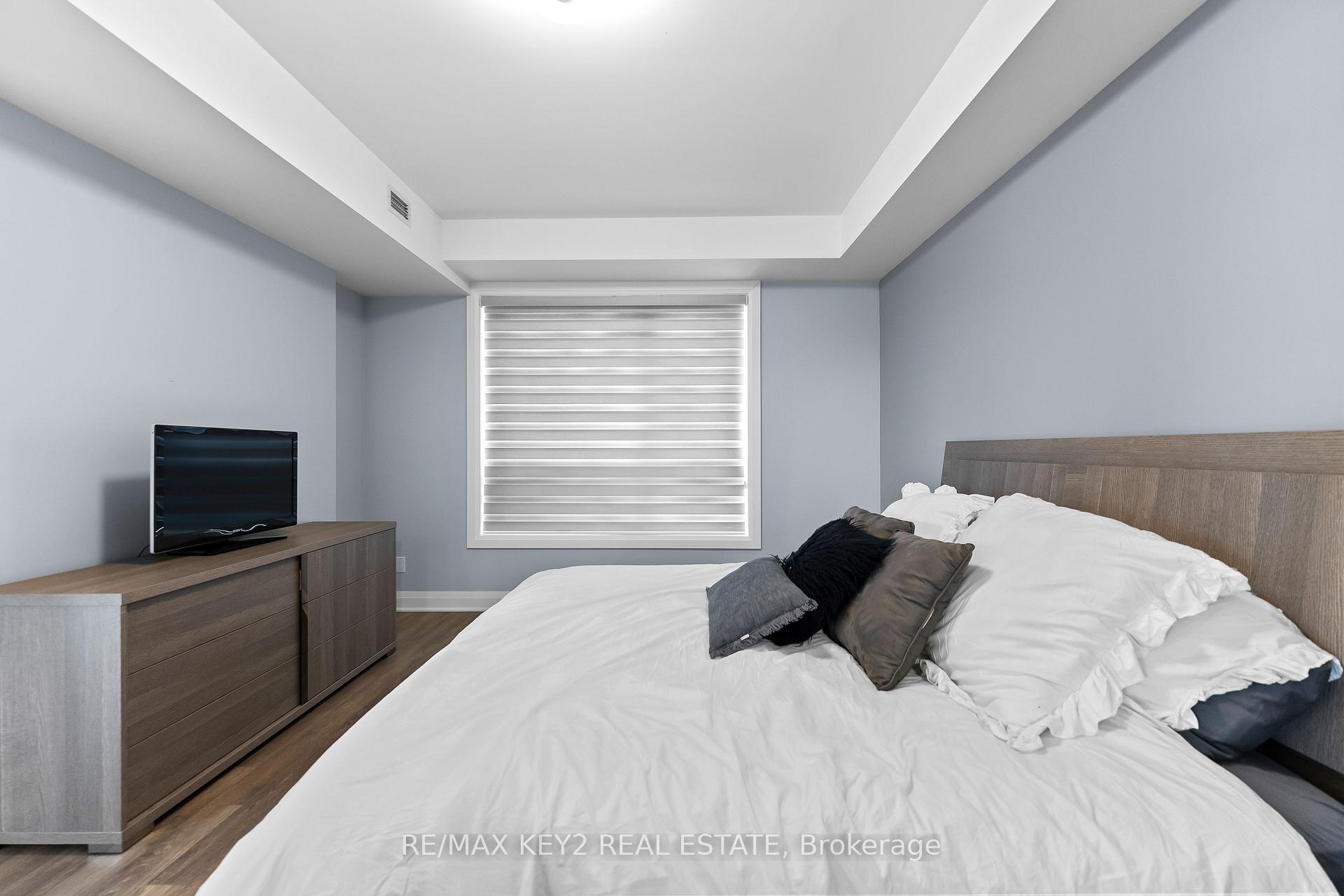 Photo 17 of Unit 417, 2 Adam Sellers Street, Markham, Cornell — HOMEH