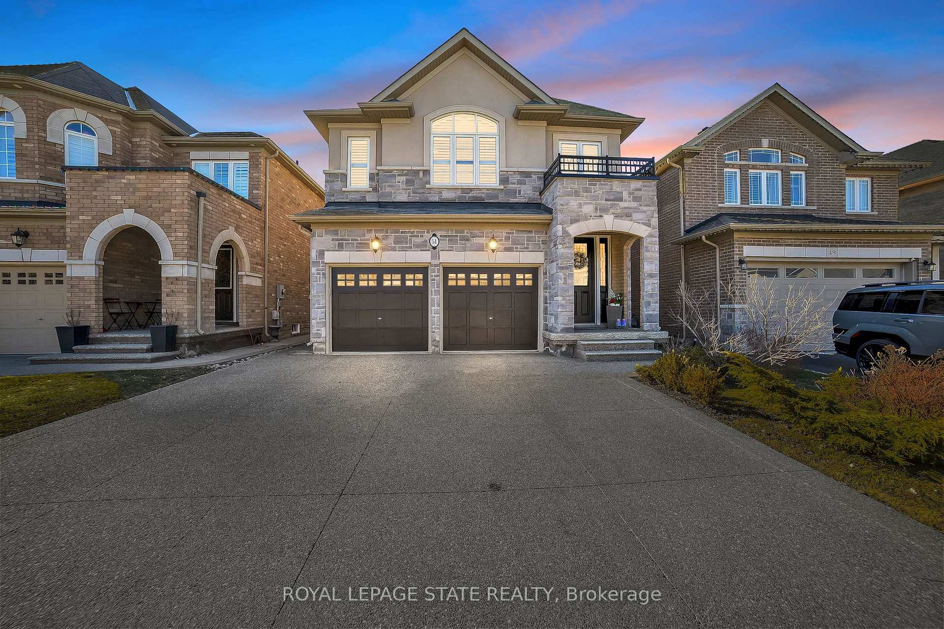 Photo 1 of 51 Narbonne Crescent, Hamilton, Stoney Creek Mountain — HOMEH