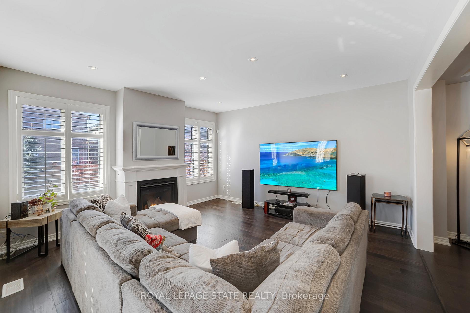 Photo 11 of 51 Narbonne Crescent, Hamilton, Stoney Creek Mountain — HOMEH