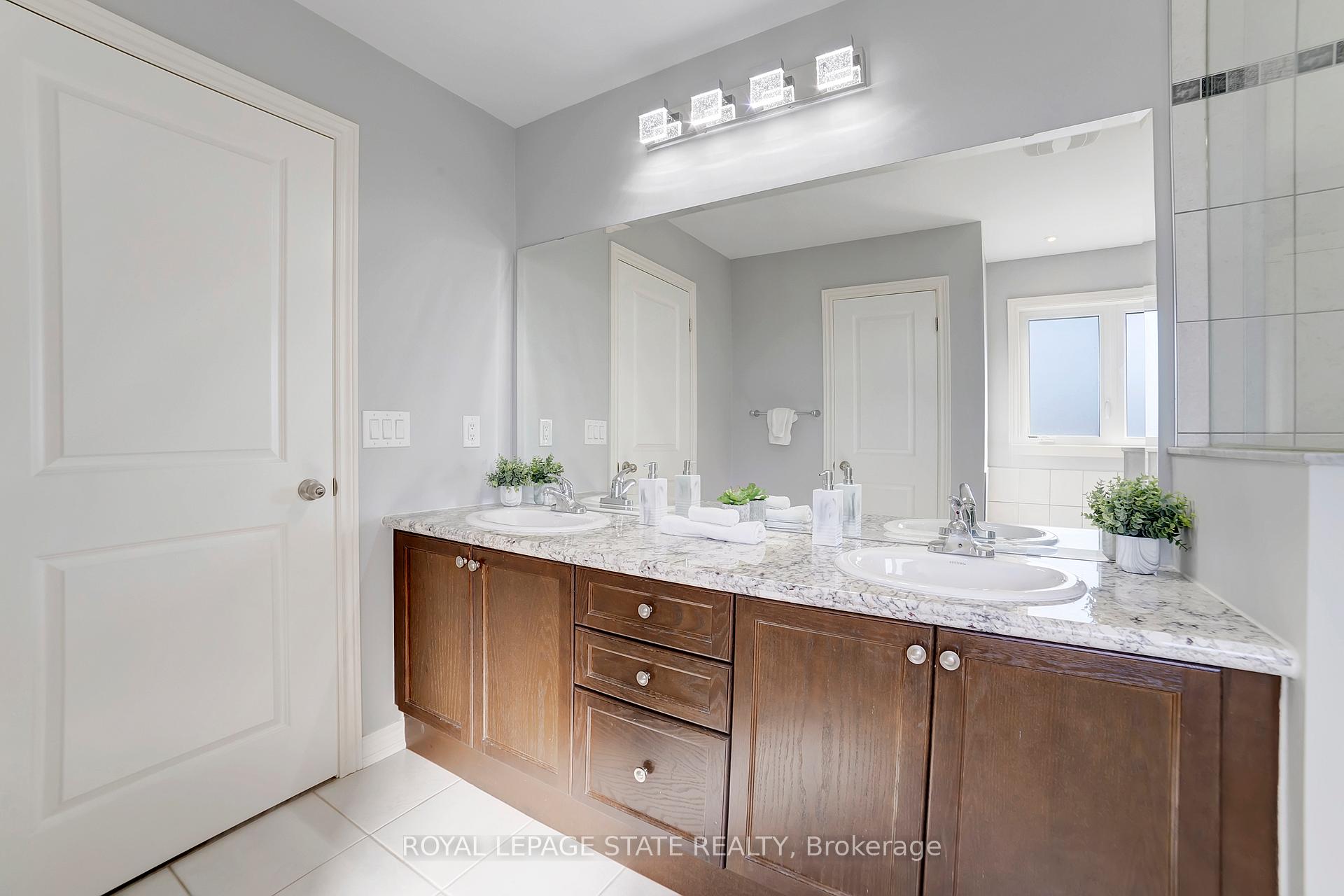Photo 36 of 51 Narbonne Crescent, Hamilton, Stoney Creek Mountain — HOMEH
