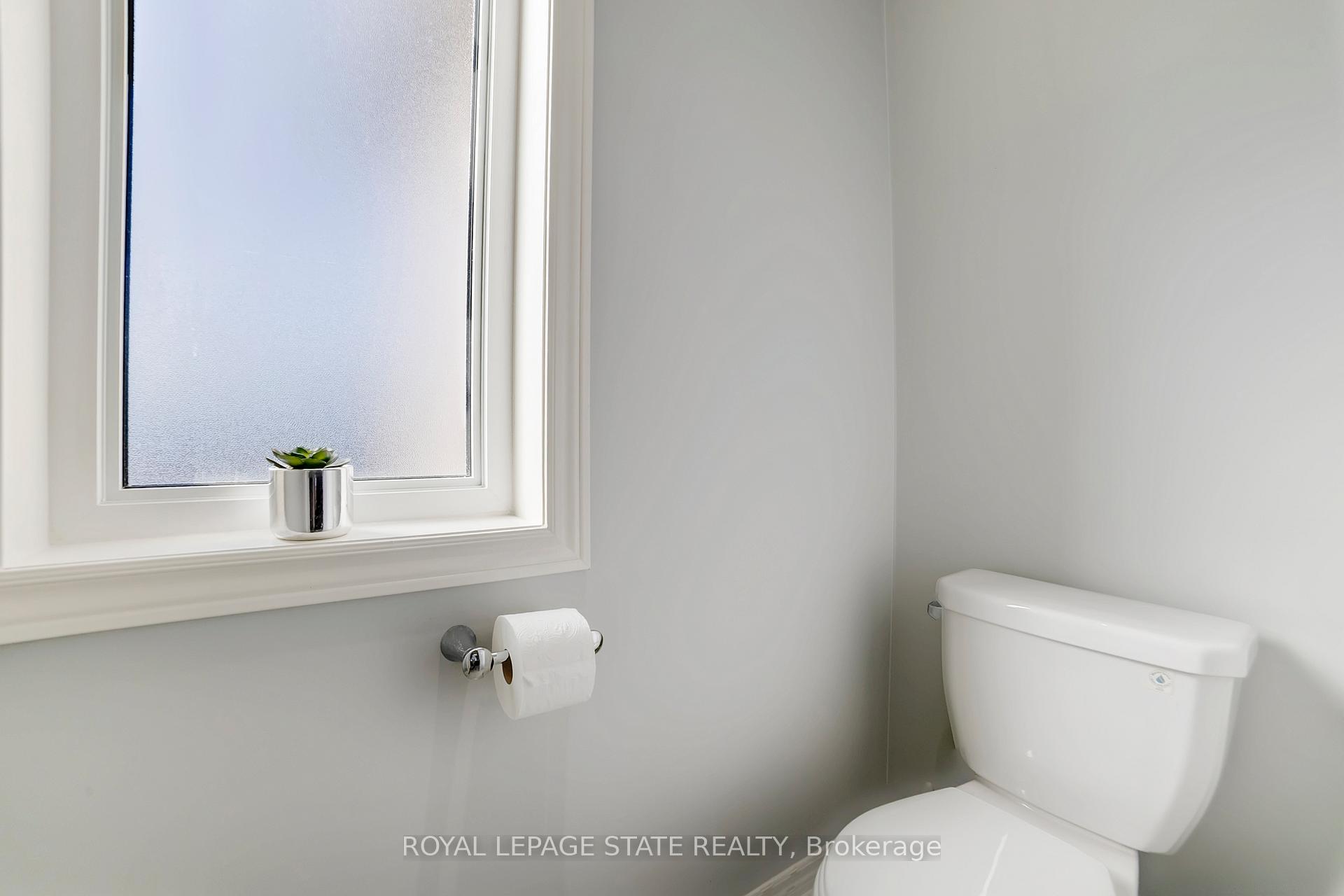 Photo 38 of 51 Narbonne Crescent, Hamilton, Stoney Creek Mountain — HOMEH