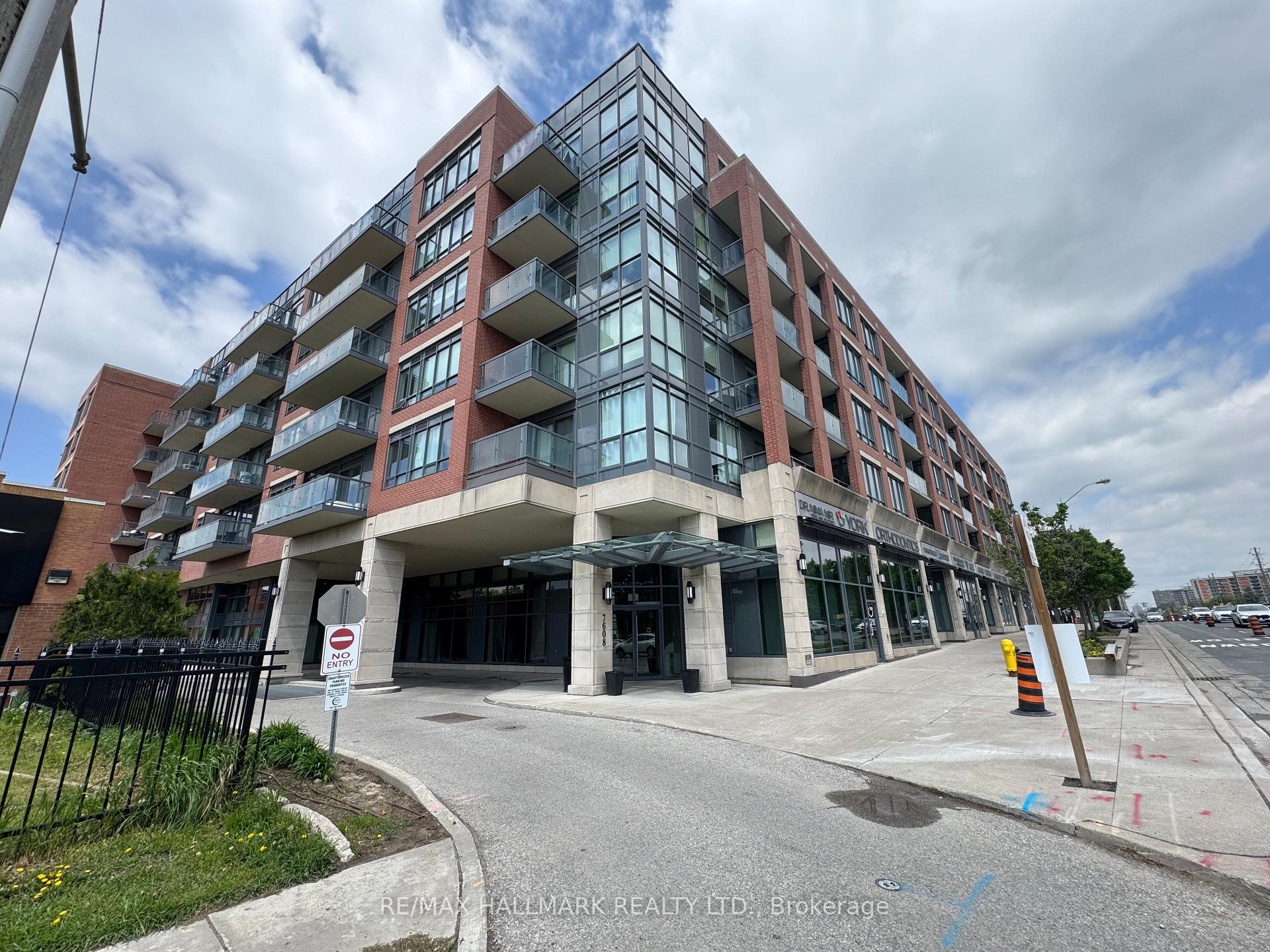 Photo 2 of Unit 442, 7608 Yonge Street S, Vaughan, Crestwood-Springfarm-Yorkhill — HOMEH