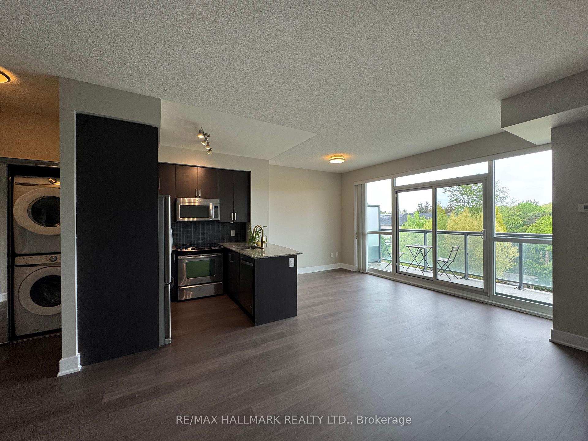 Photo 4 of Unit 442, 7608 Yonge Street S, Vaughan, Crestwood-Springfarm-Yorkhill — HOMEH
