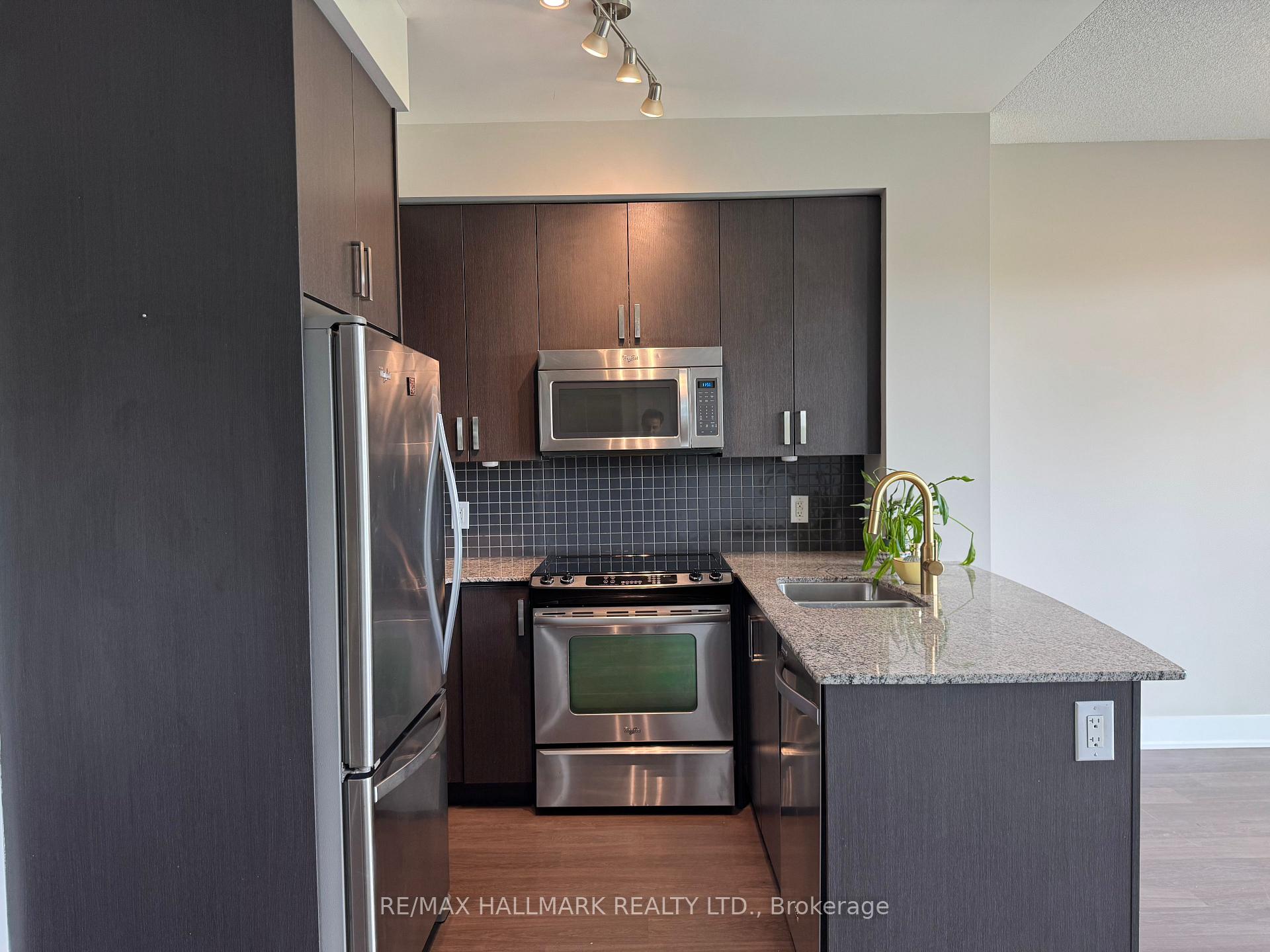 Photo 13 of Unit 442, 7608 Yonge Street S, Vaughan, Crestwood-Springfarm-Yorkhill — HOMEH