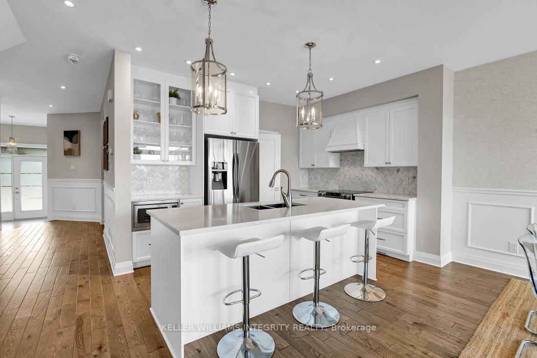 Photo 7 of 828 Carnelian Crescent, Ottawa, Riverside South/Gloucester Glen — HOMEH