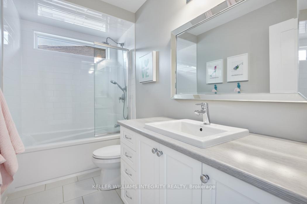 Photo 22 of 828 Carnelian Crescent, Ottawa, Riverside South/Gloucester Glen — HOMEH