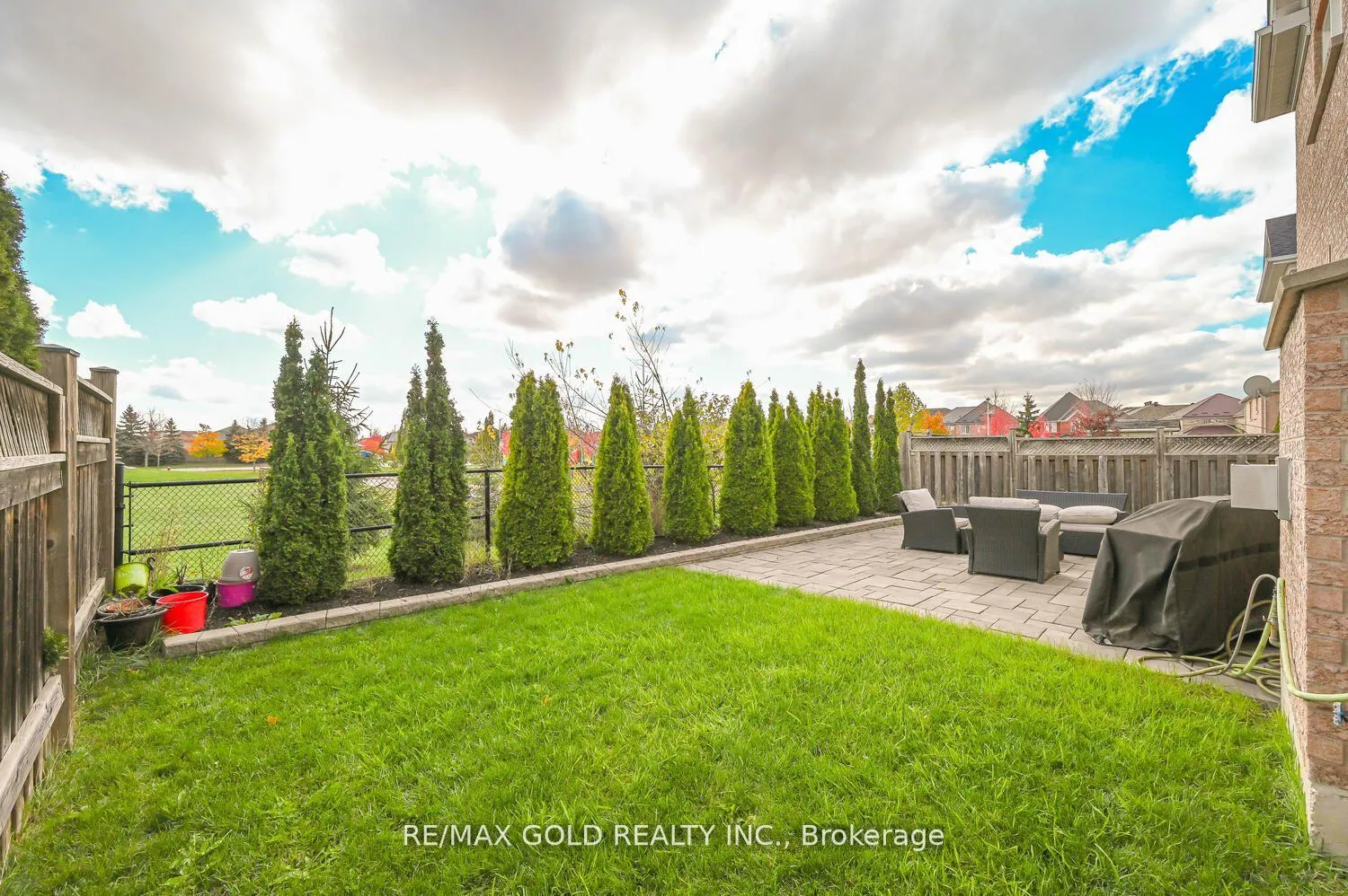 Photo 40 of 23 Yellow Pine Road, Brampton, Bram East — HOMEH