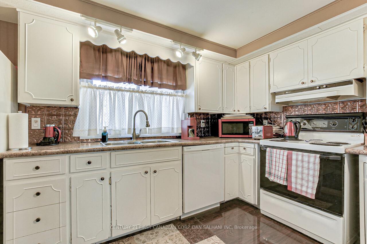Photo 19 of 37 Wilson Avenue, St. Thomas — HOMEH