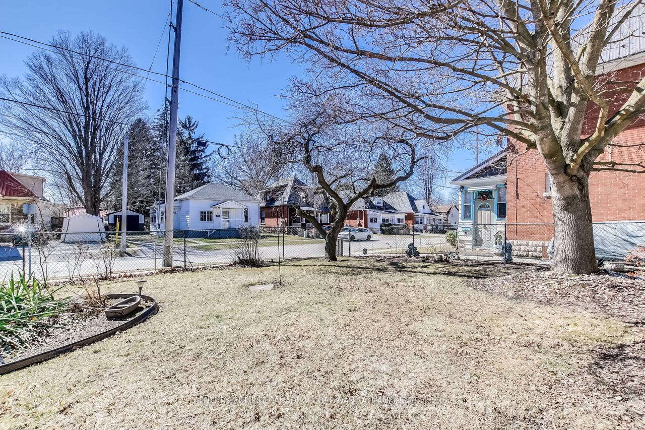 Photo 25 of 37 Wilson Avenue, St. Thomas — HOMEH