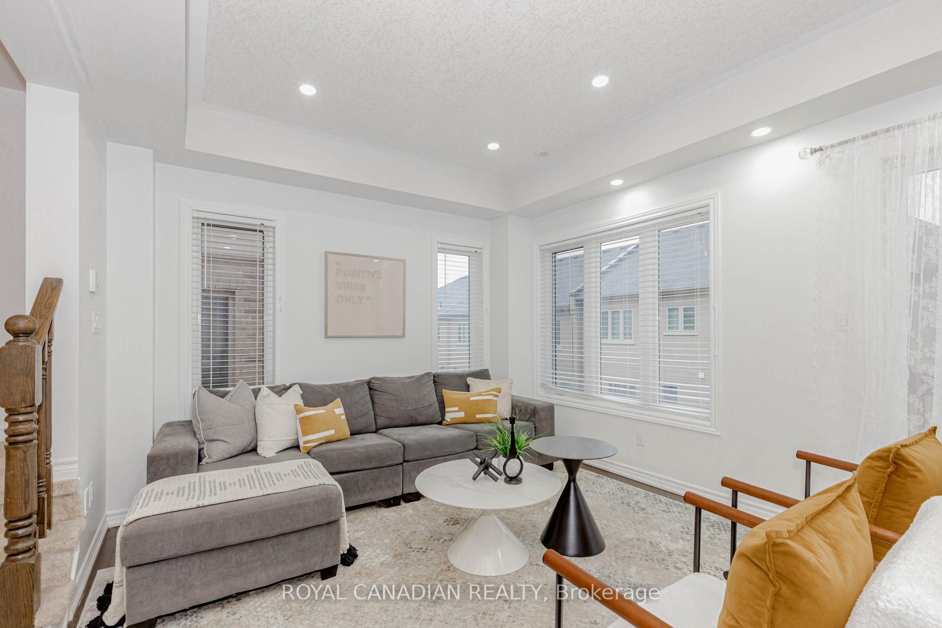 Photo 20 of 106 Borers Creek Circle, Hamilton, Waterdown — HOMEH