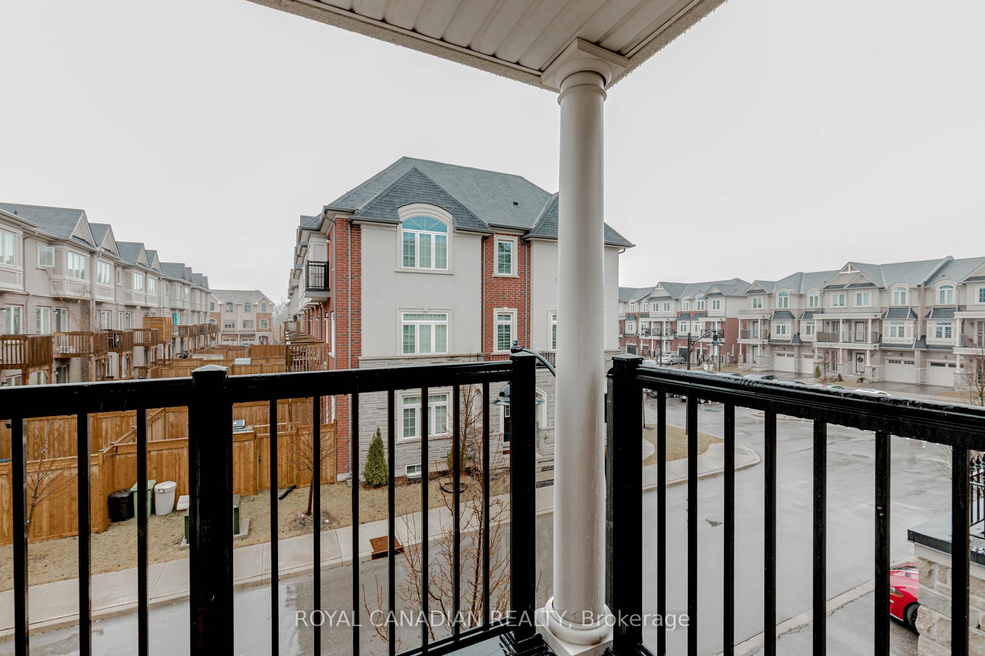Photo 33 of 106 Borers Creek Circle, Hamilton, Waterdown — HOMEH