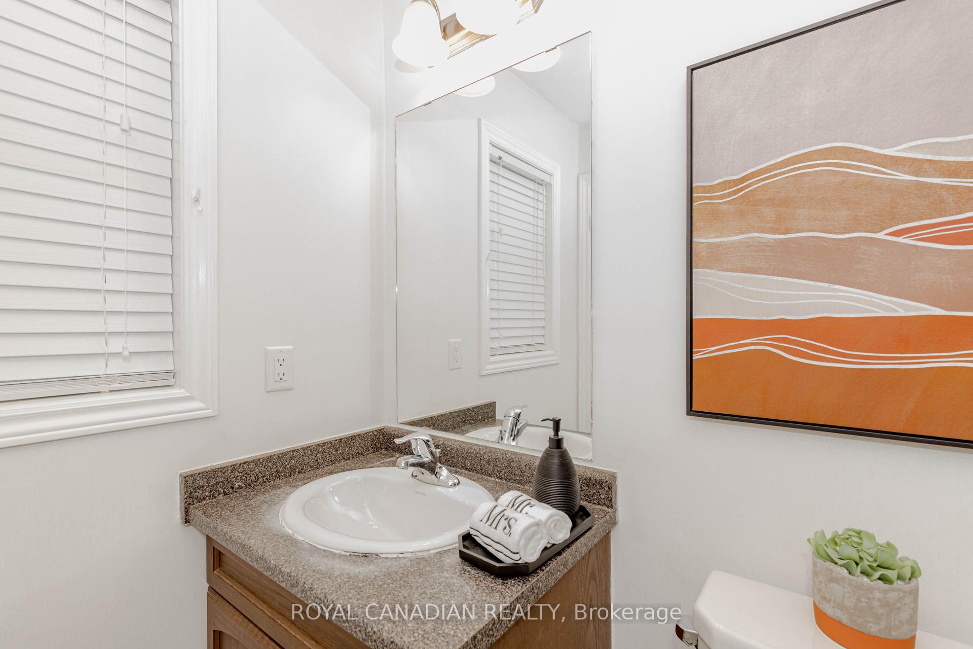 Photo 39 of 106 Borers Creek Circle, Hamilton, Waterdown — HOMEH
