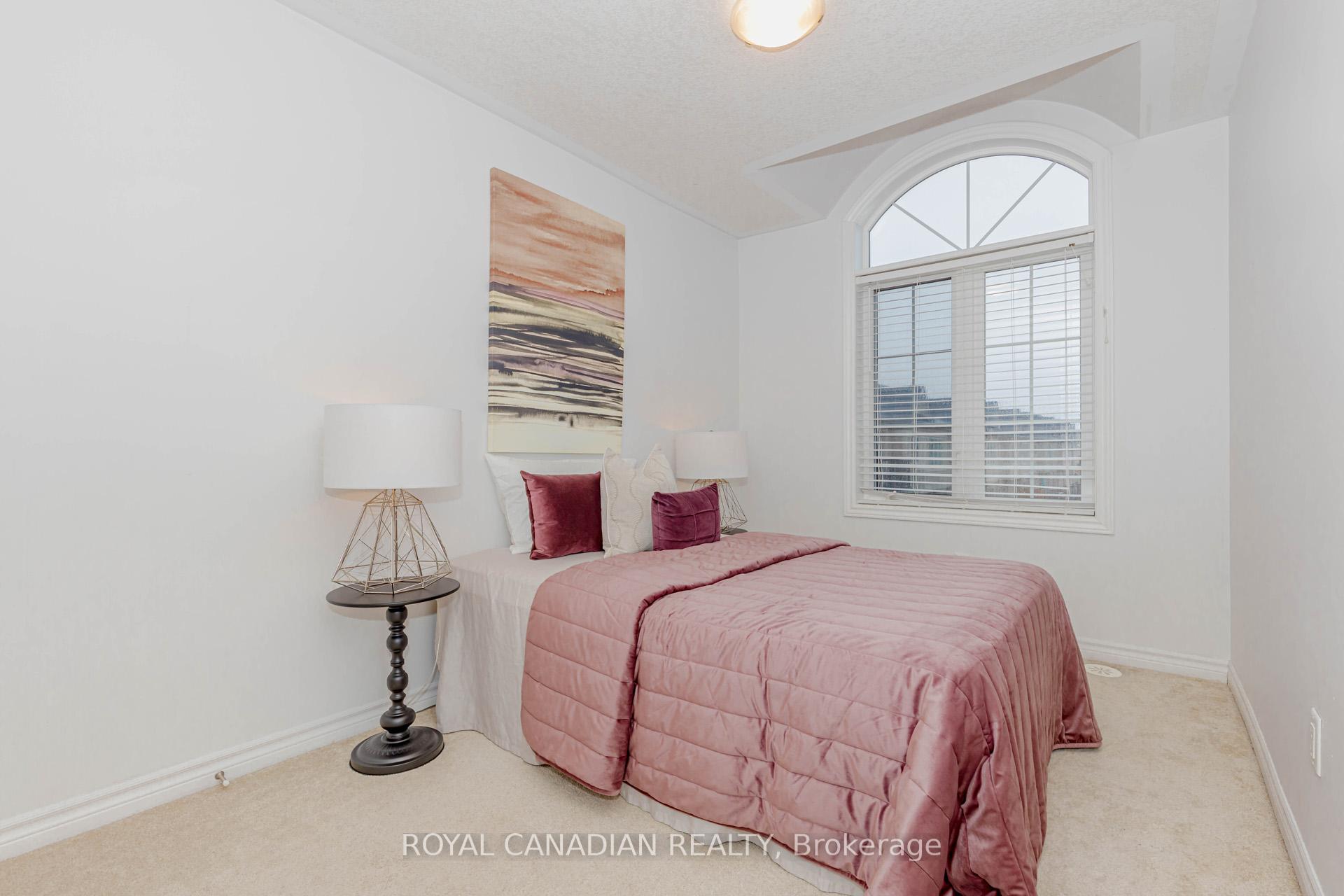 Photo 41 of 106 Borers Creek Circle, Hamilton, Waterdown — HOMEH