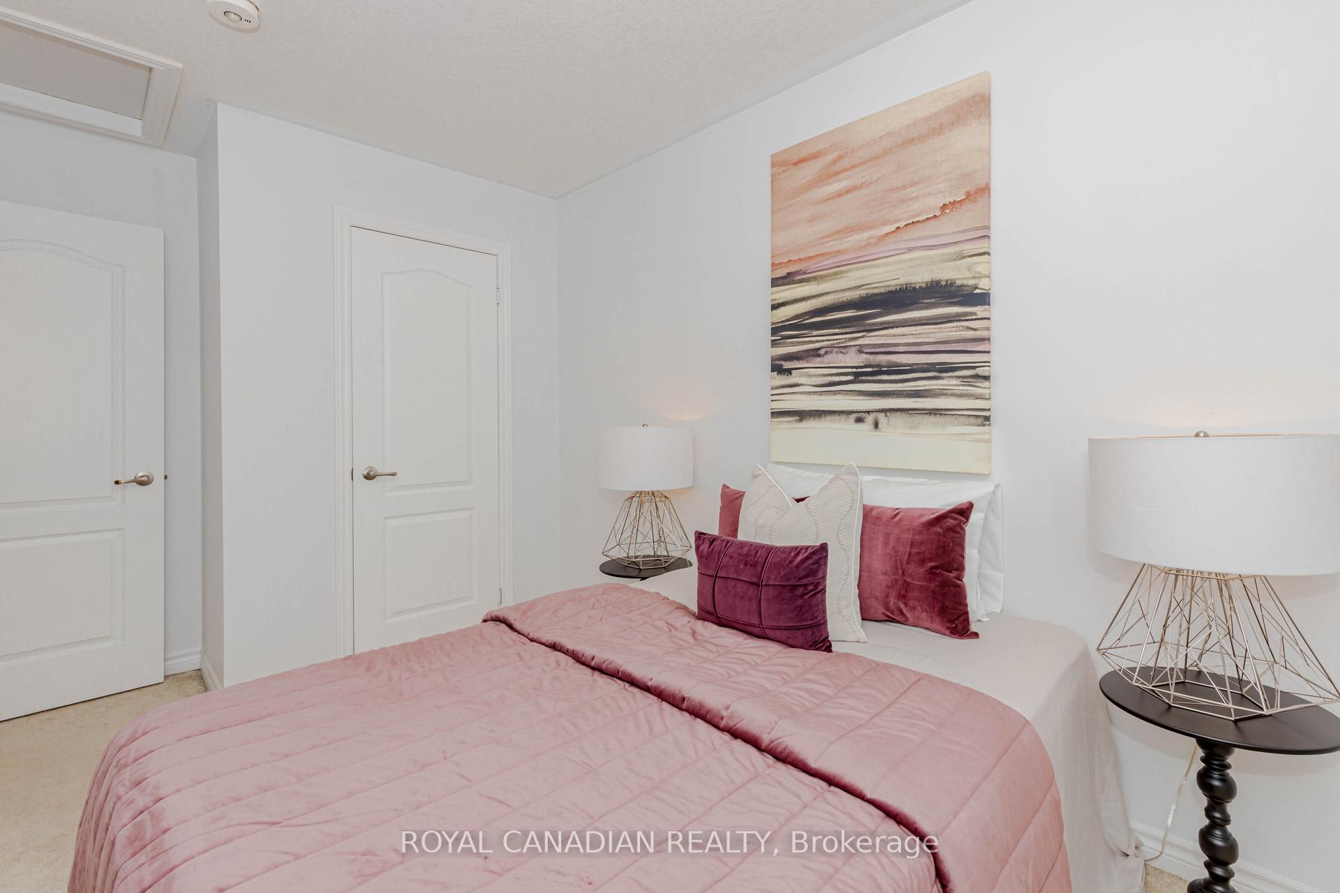 Photo 42 of 106 Borers Creek Circle, Hamilton, Waterdown — HOMEH