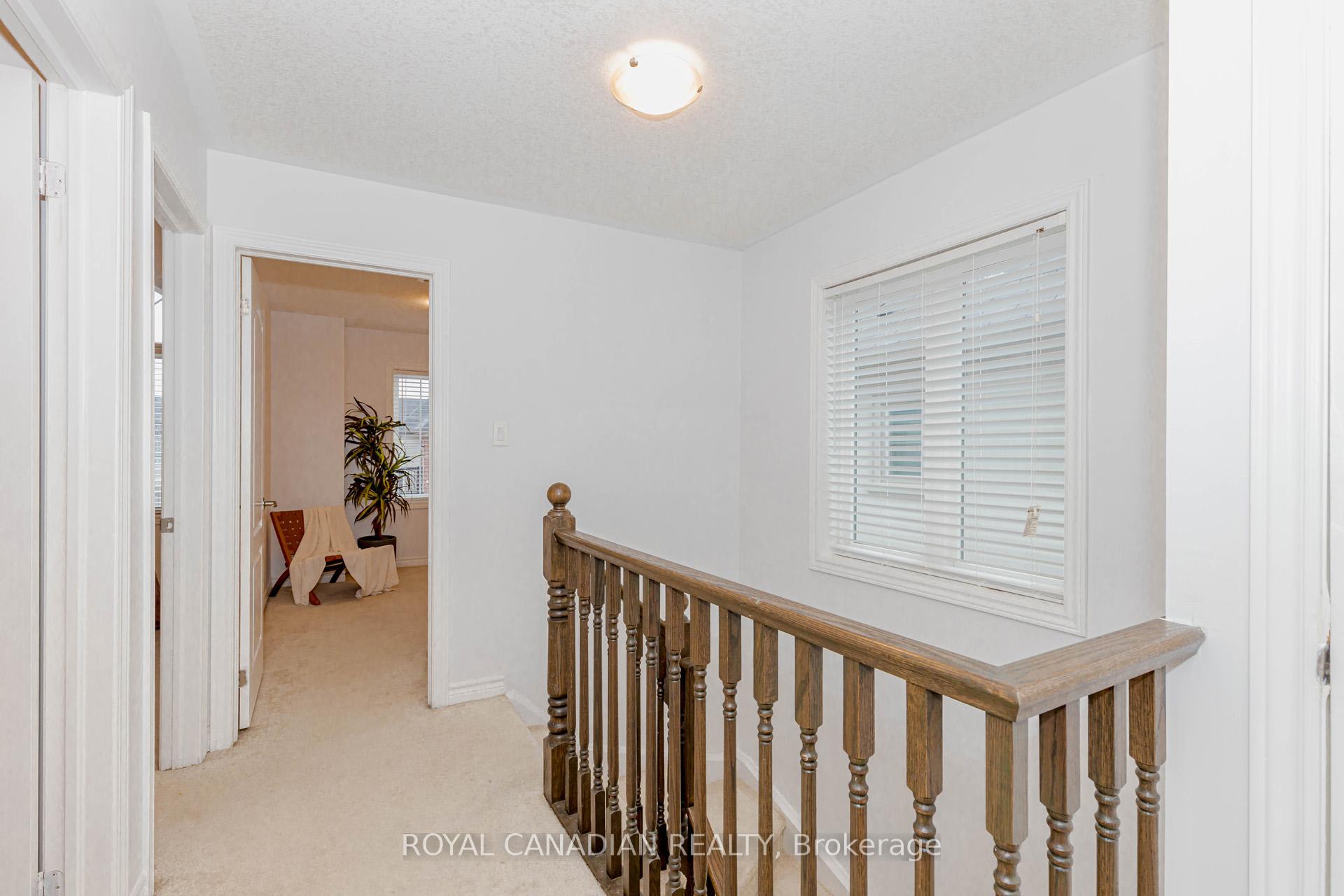Photo 44 of 106 Borers Creek Circle, Hamilton, Waterdown — HOMEH