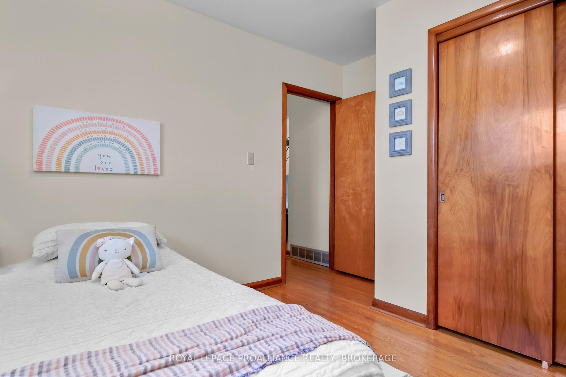 Photo 21 of 101 Elizabeth Drive, Gananoque — HOMEH