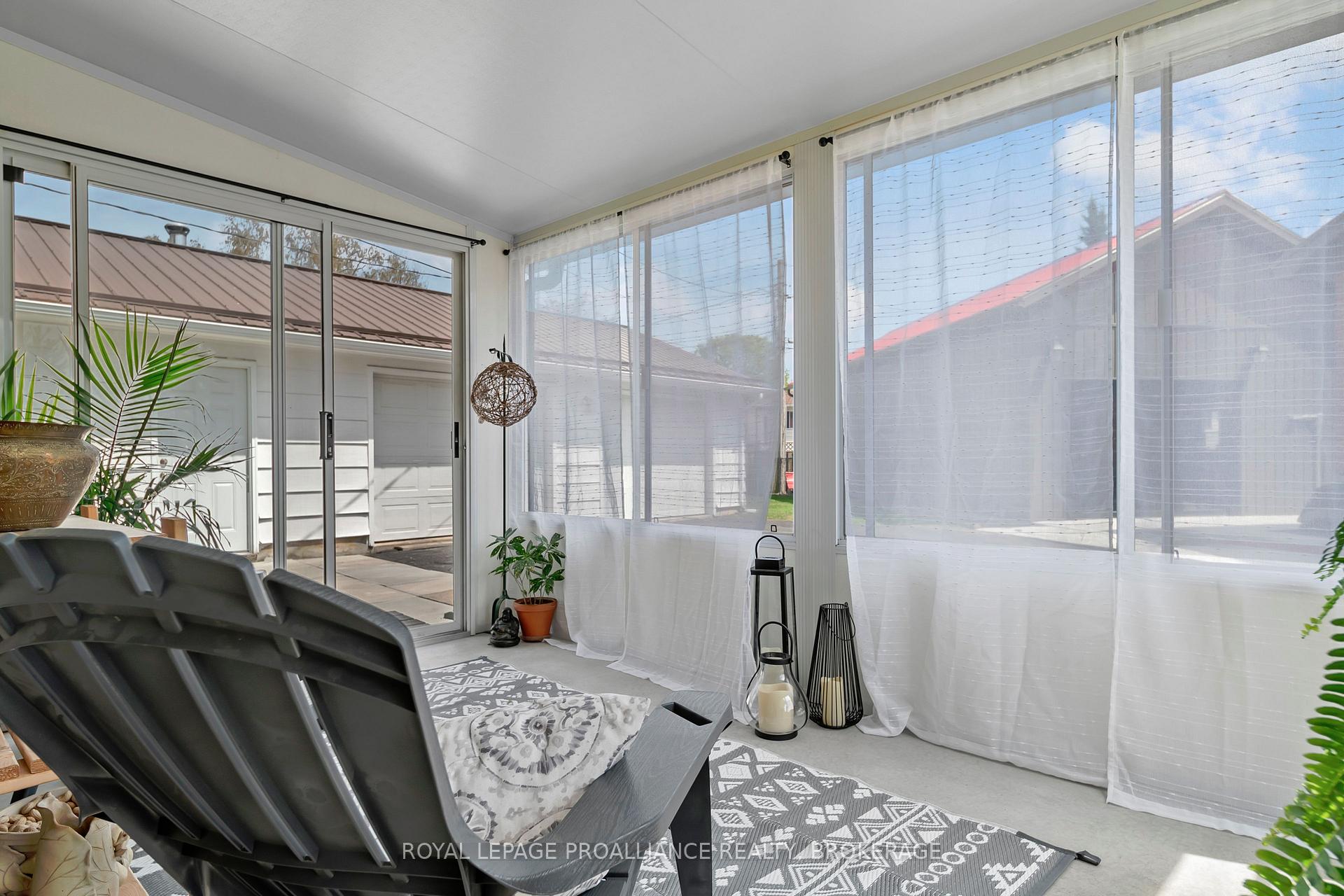 Photo 25 of 101 Elizabeth Drive, Gananoque — HOMEH