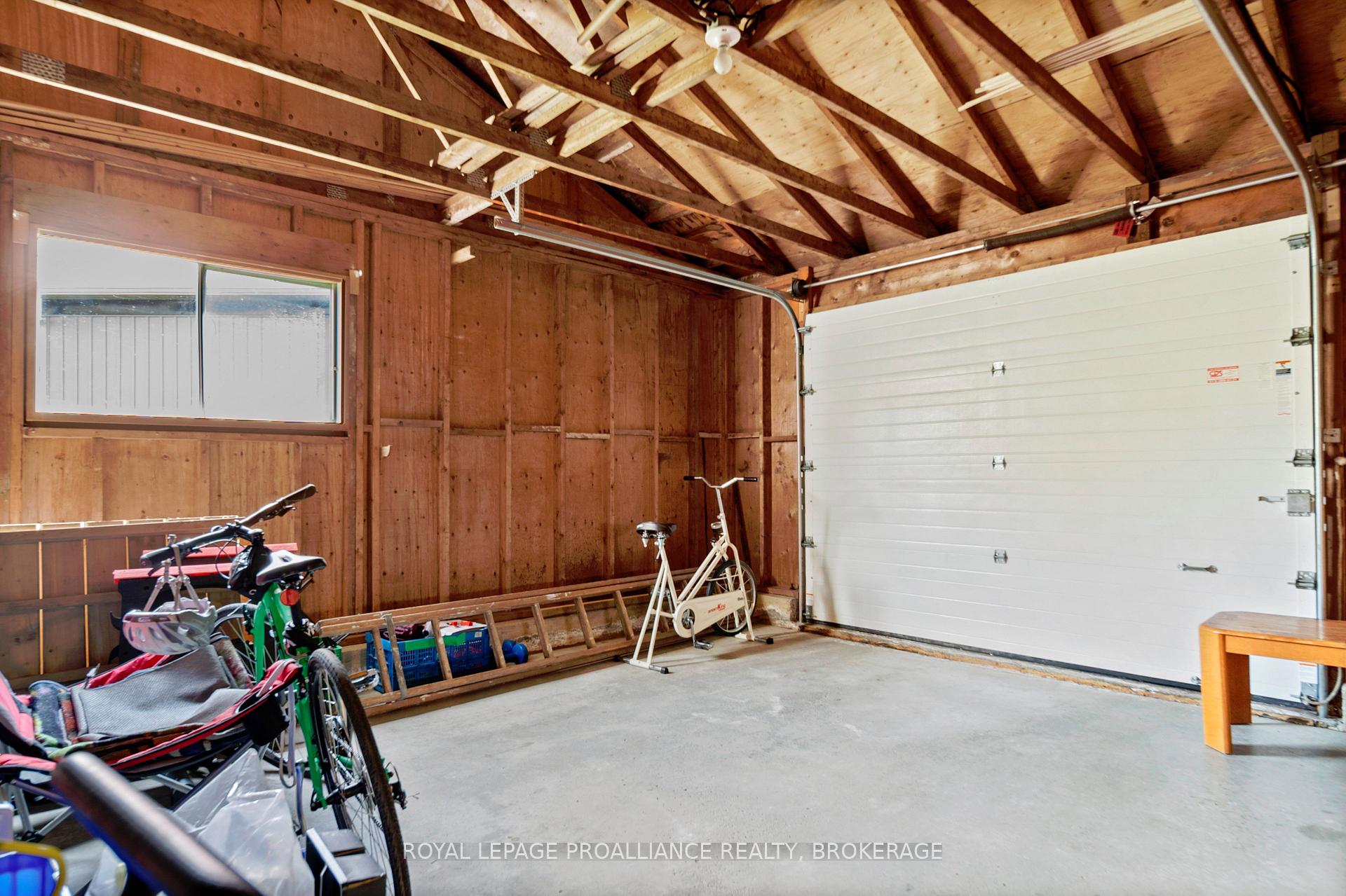 Photo 40 of 101 Elizabeth Drive, Gananoque — HOMEH
