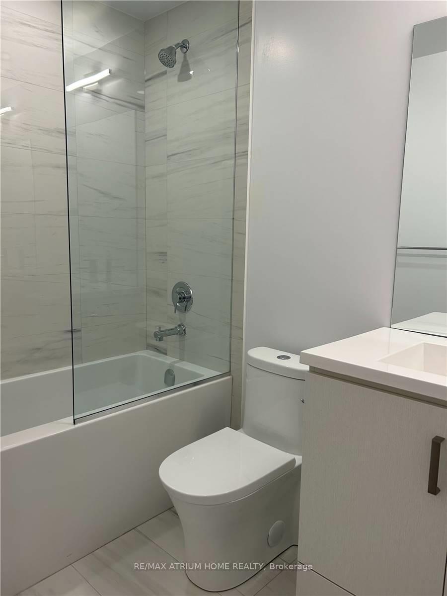 Photo 30 of Unit 520, 38 Honeycrisp Crescent, Vaughan, Vaughan Corporate Centre — HOMEH