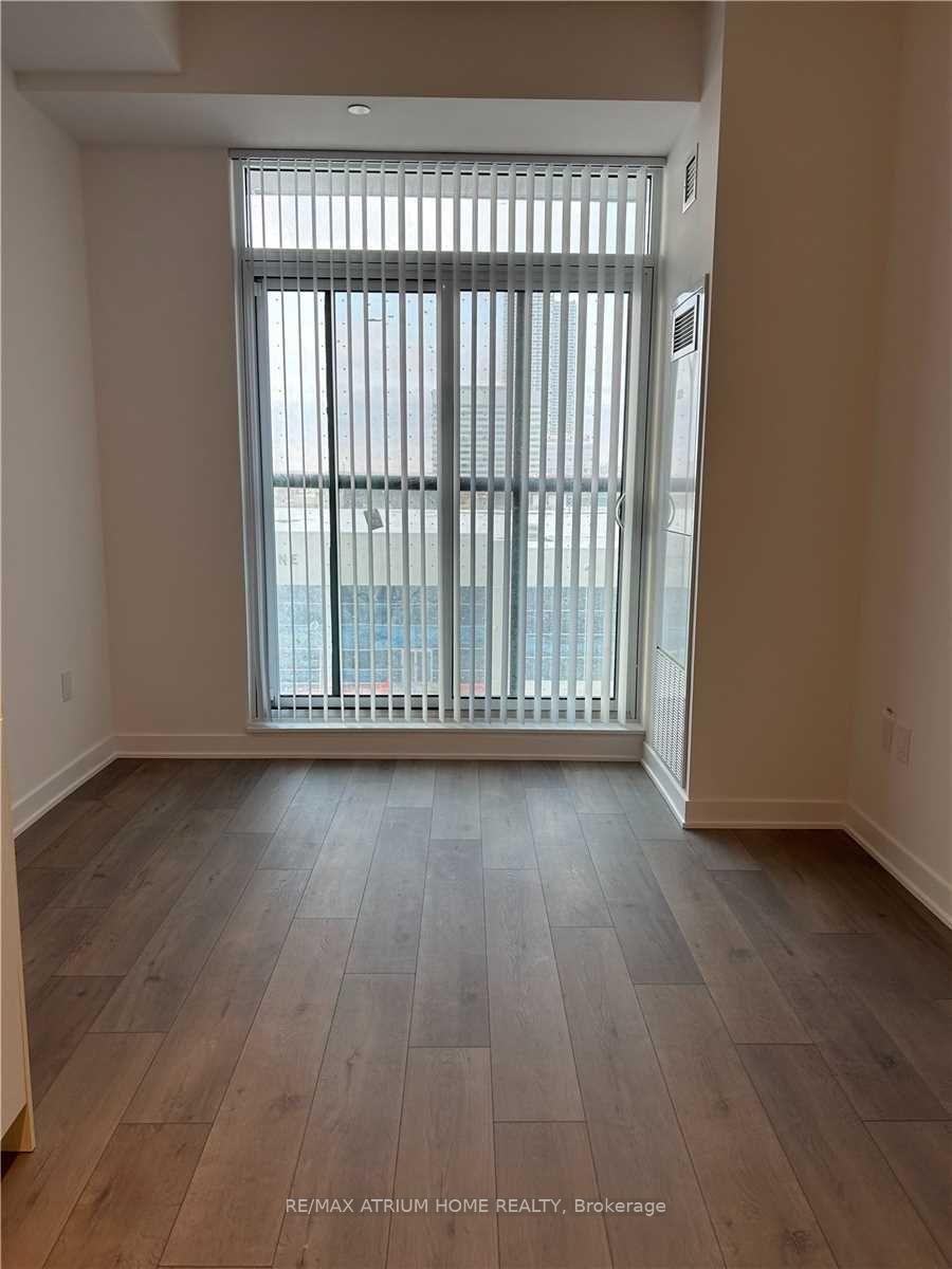 Photo 33 of Unit 520, 38 Honeycrisp Crescent, Vaughan, Vaughan Corporate Centre — HOMEH