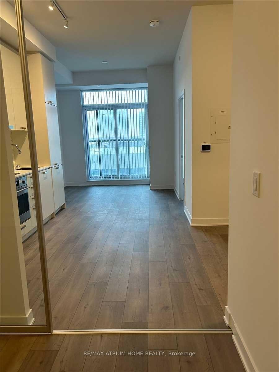Photo 35 of Unit 520, 38 Honeycrisp Crescent, Vaughan, Vaughan Corporate Centre — HOMEH