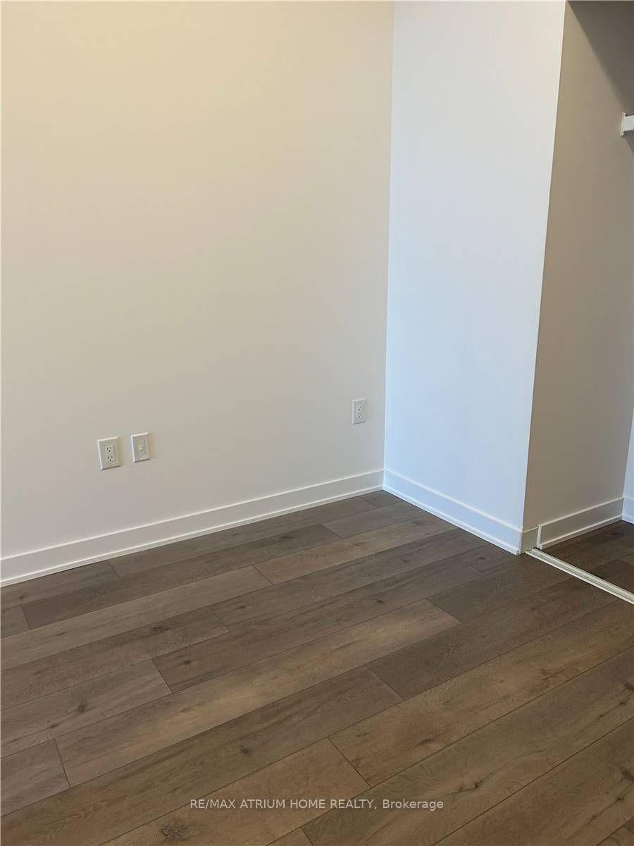 Photo 36 of Unit 520, 38 Honeycrisp Crescent, Vaughan, Vaughan Corporate Centre — HOMEH