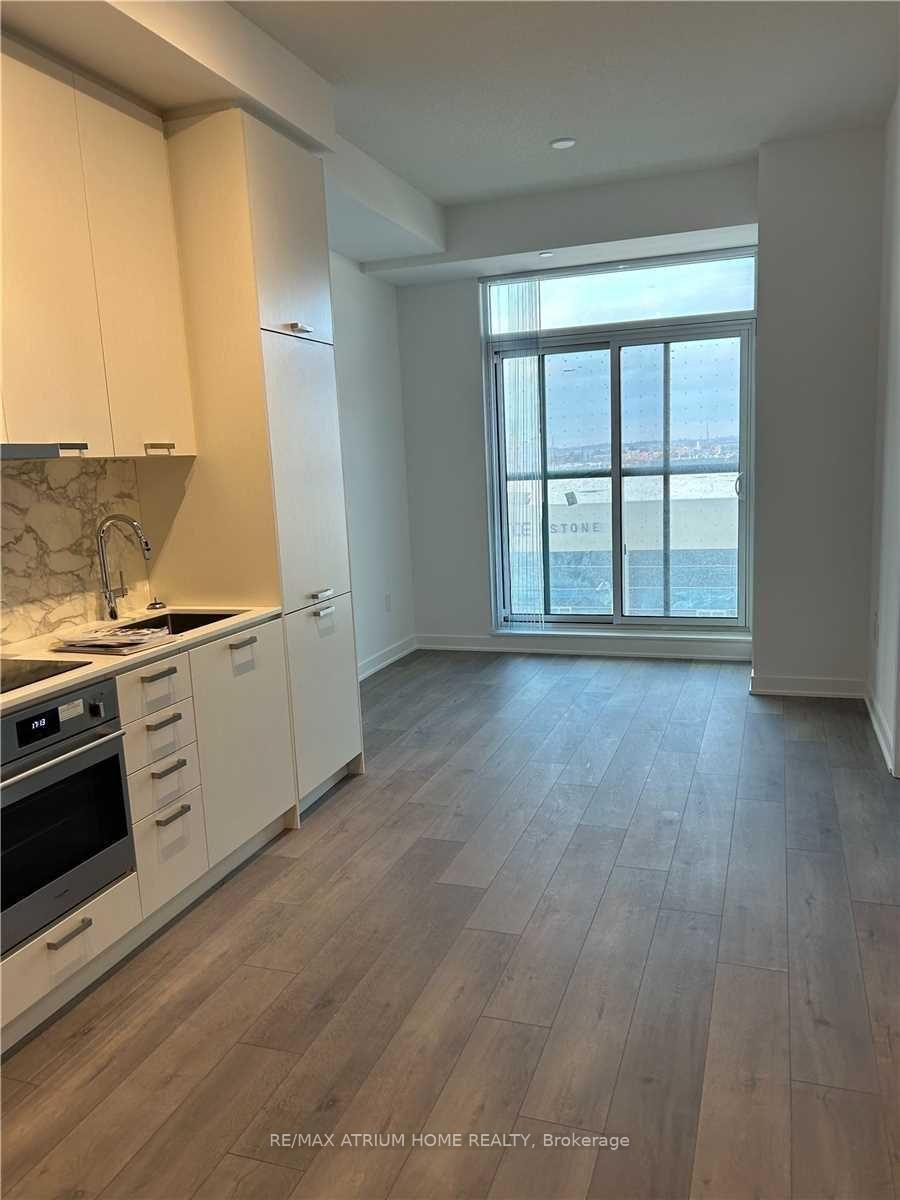 Photo 20 of Unit 520, 38 Honeycrisp Crescent, Vaughan, Vaughan Corporate Centre — HOMEH
