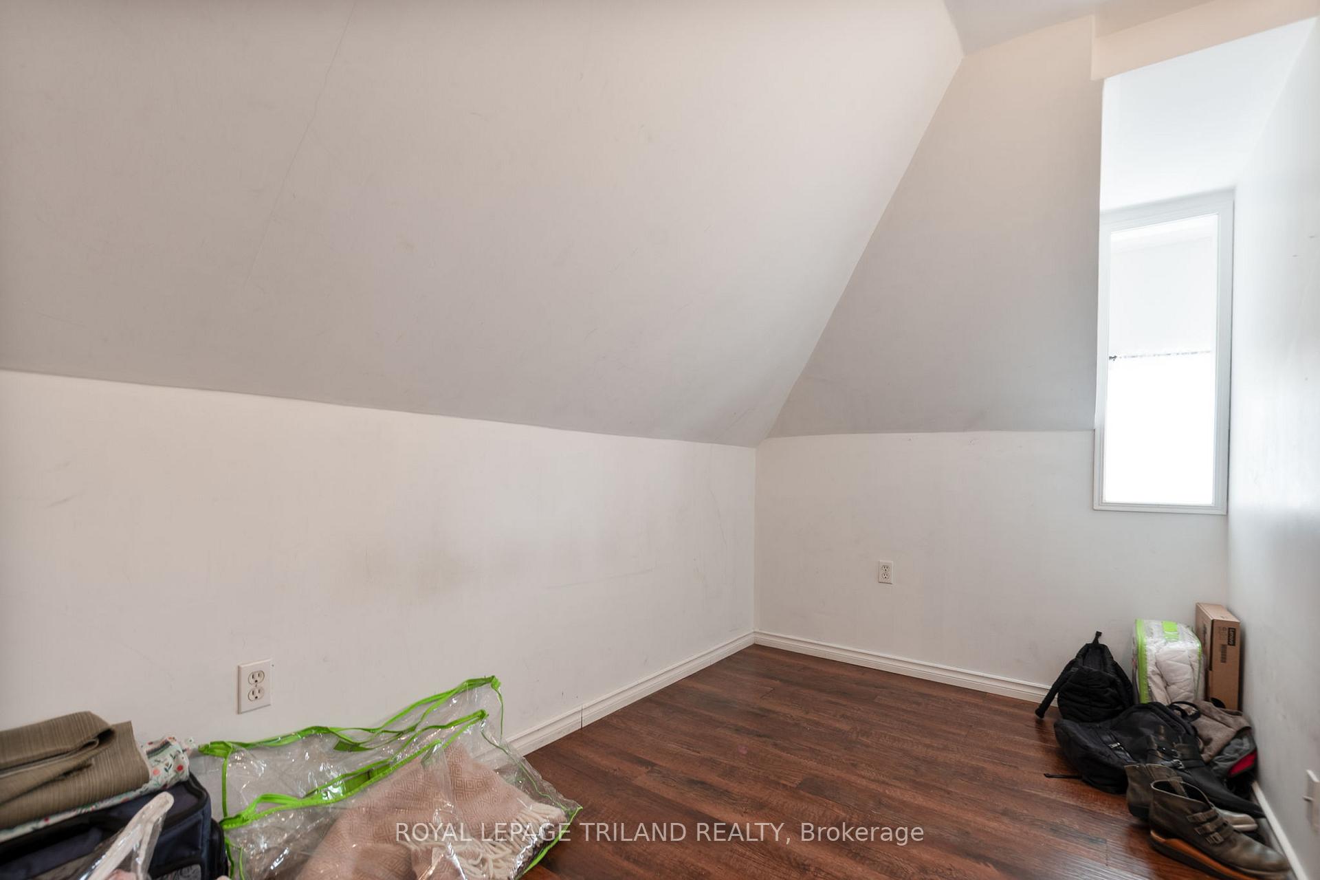 Photo 54 of 91 Curtis Street, St. Thomas — HOMEH
