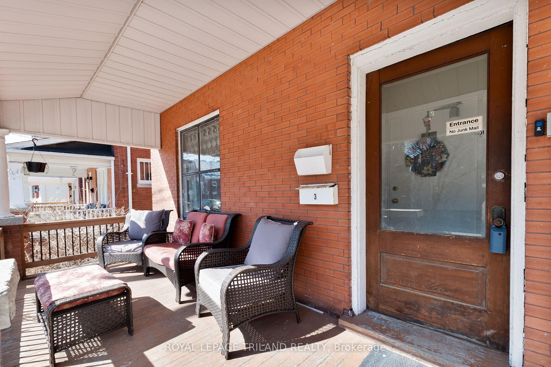 Photo 5 of 91 Curtis Street, St. Thomas — HOMEH