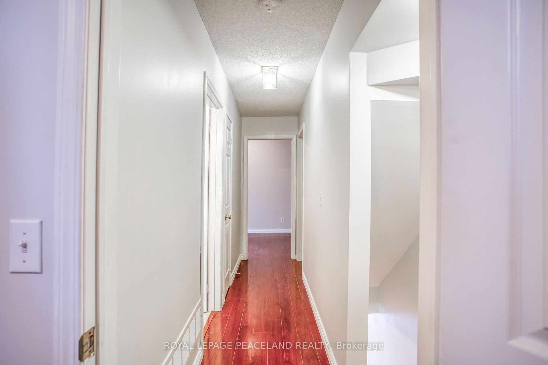 Photo 16 of Unit 13, 2 Alpen Way, Markham, Unionville — HOMEH
