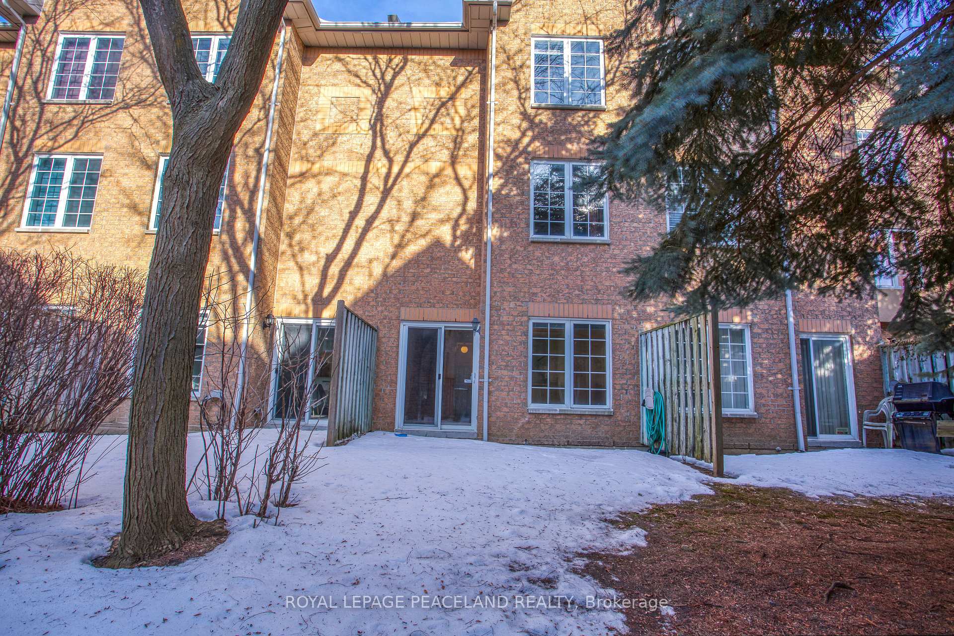 Photo 23 of Unit 13, 2 Alpen Way, Markham, Unionville — HOMEH