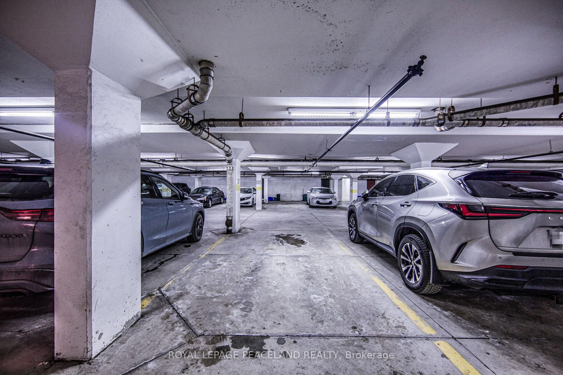 Photo 24 of Unit 13, 2 Alpen Way, Markham, Unionville — HOMEH