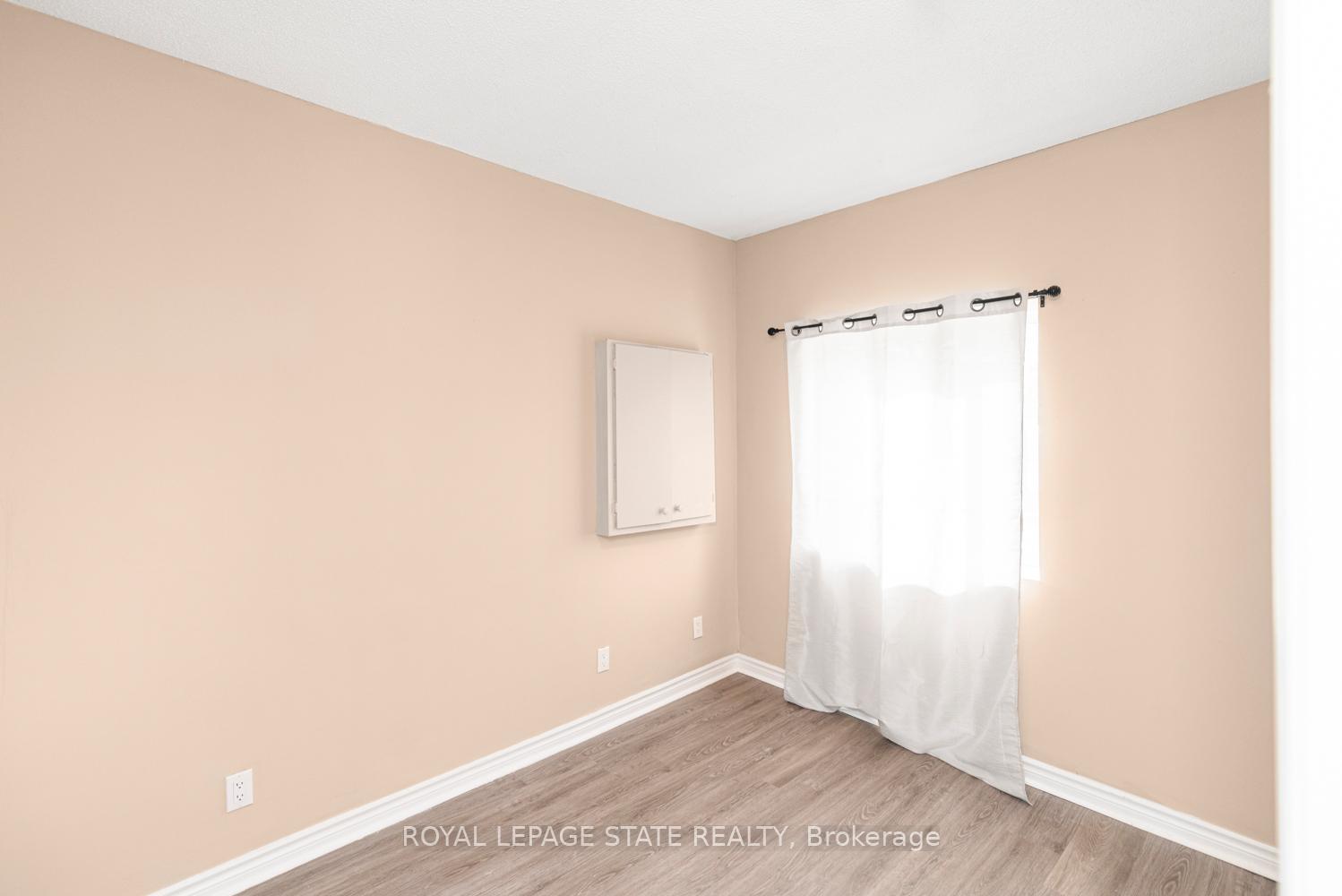 Photo 11 of 333 Britannia Avenue, Hamilton, Homeside — HOMEH