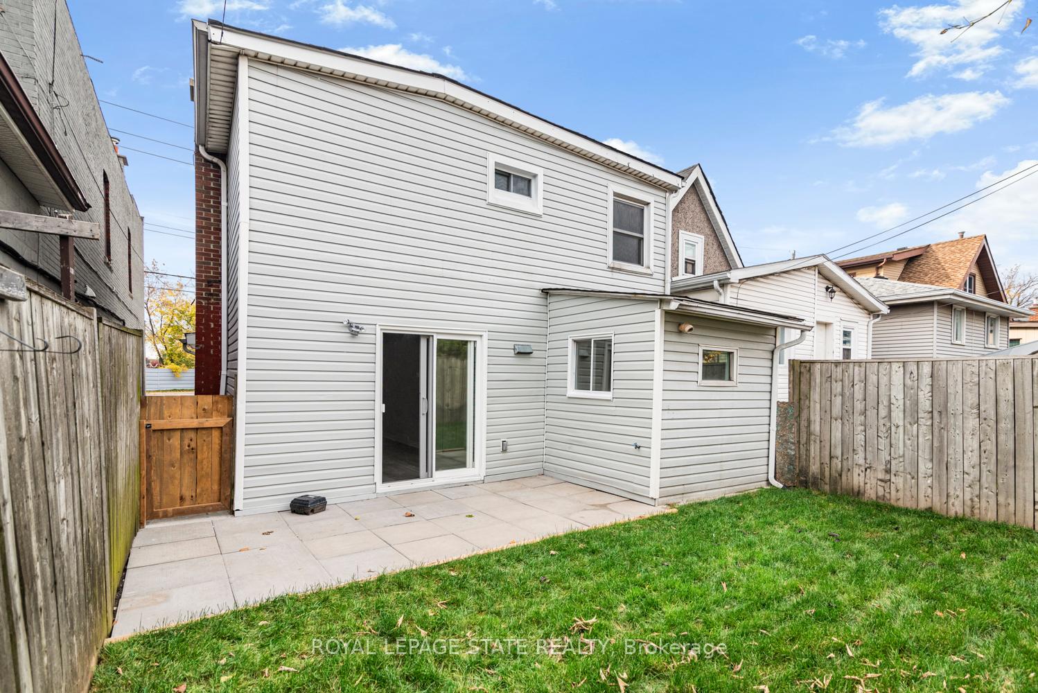 Photo 19 of 333 Britannia Avenue, Hamilton, Homeside — HOMEH