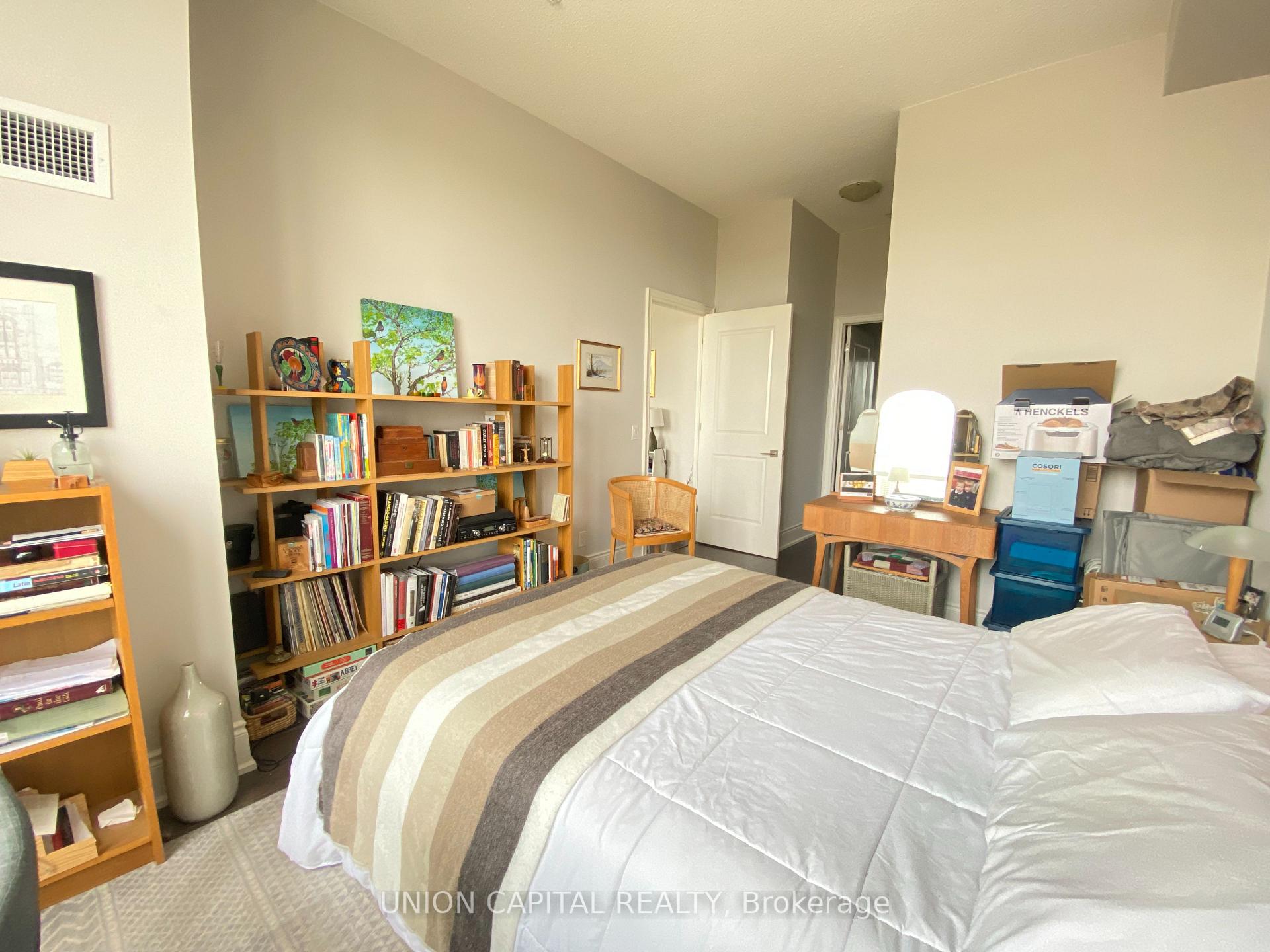 Photo 25 of Unit 1010, 23 Glebe Road W, Toronto, Yonge-Eglinton — HOMEH
