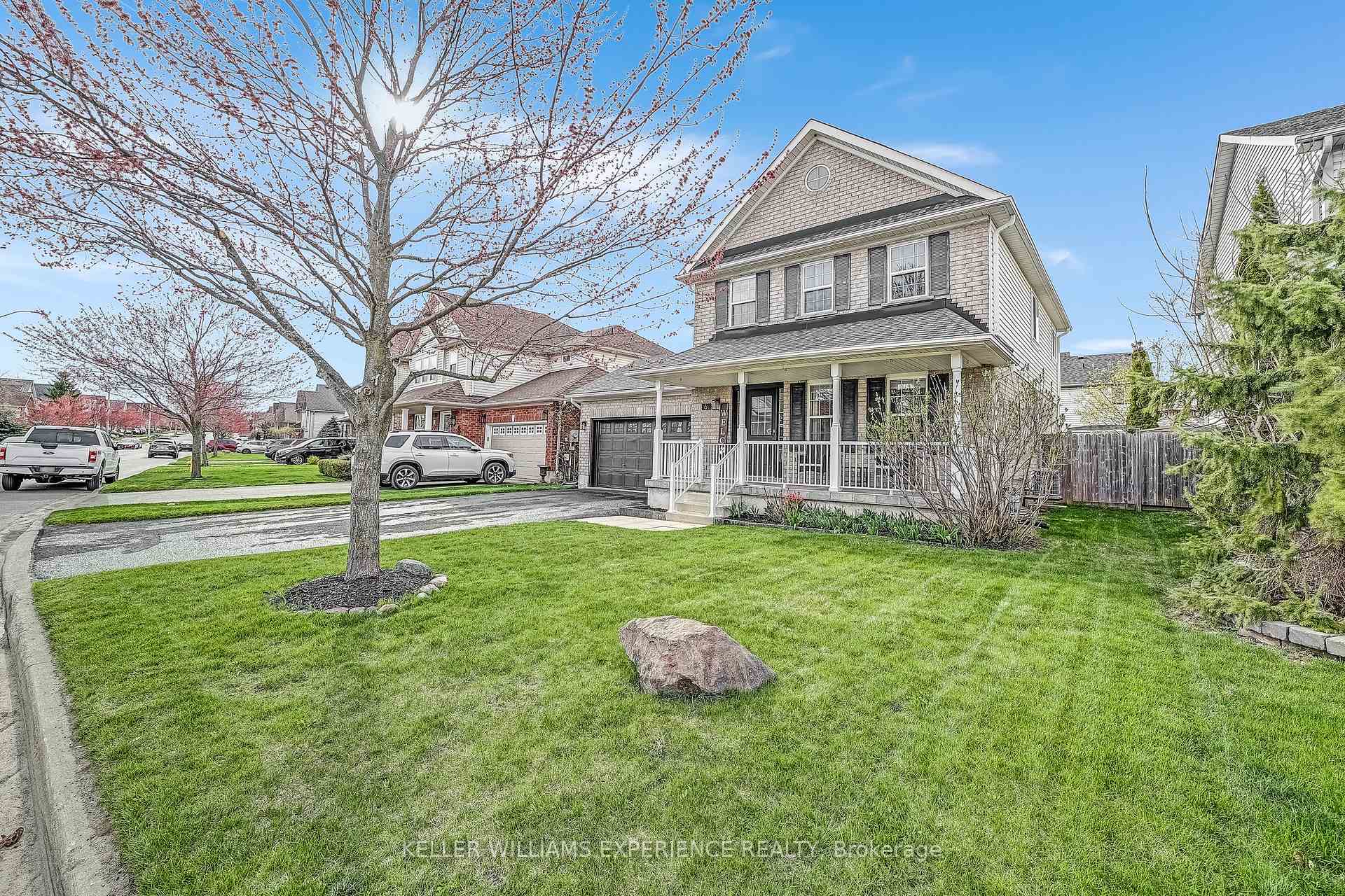 Photo 5 of 6 Brookwood Drive, Barrie, 400 West — HOMEH