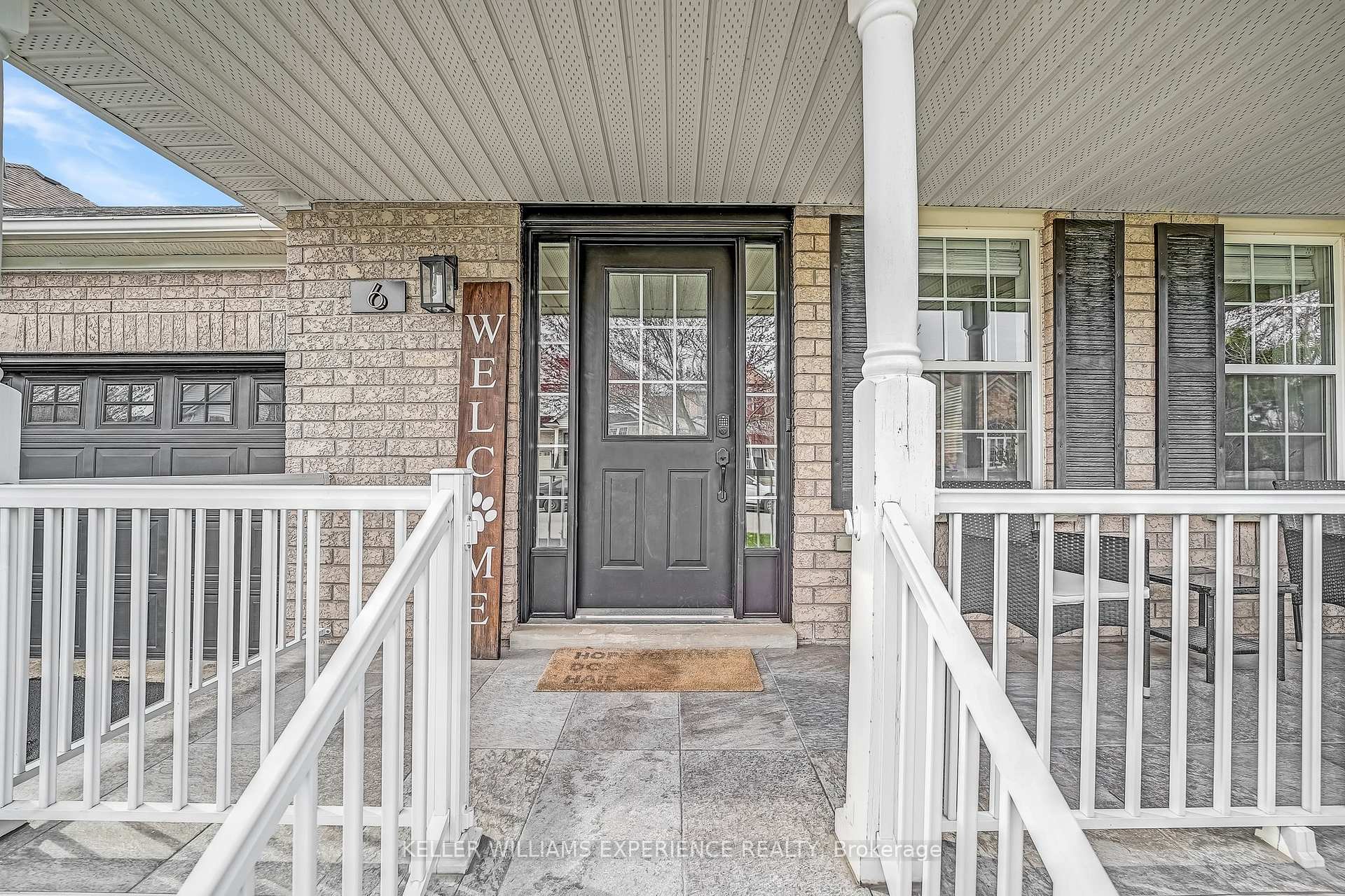 Photo 7 of 6 Brookwood Drive, Barrie, 400 West — HOMEH