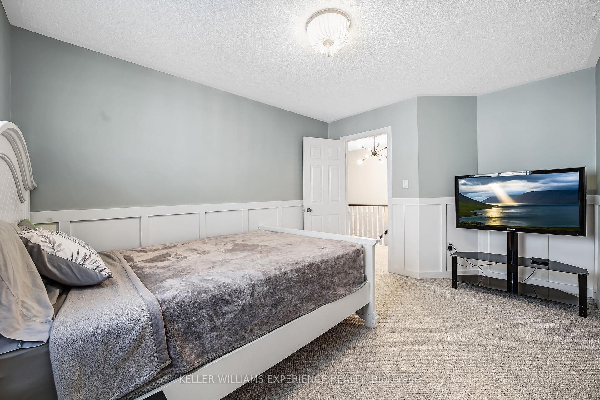 Photo 29 of 6 Brookwood Drive, Barrie, 400 West — HOMEH