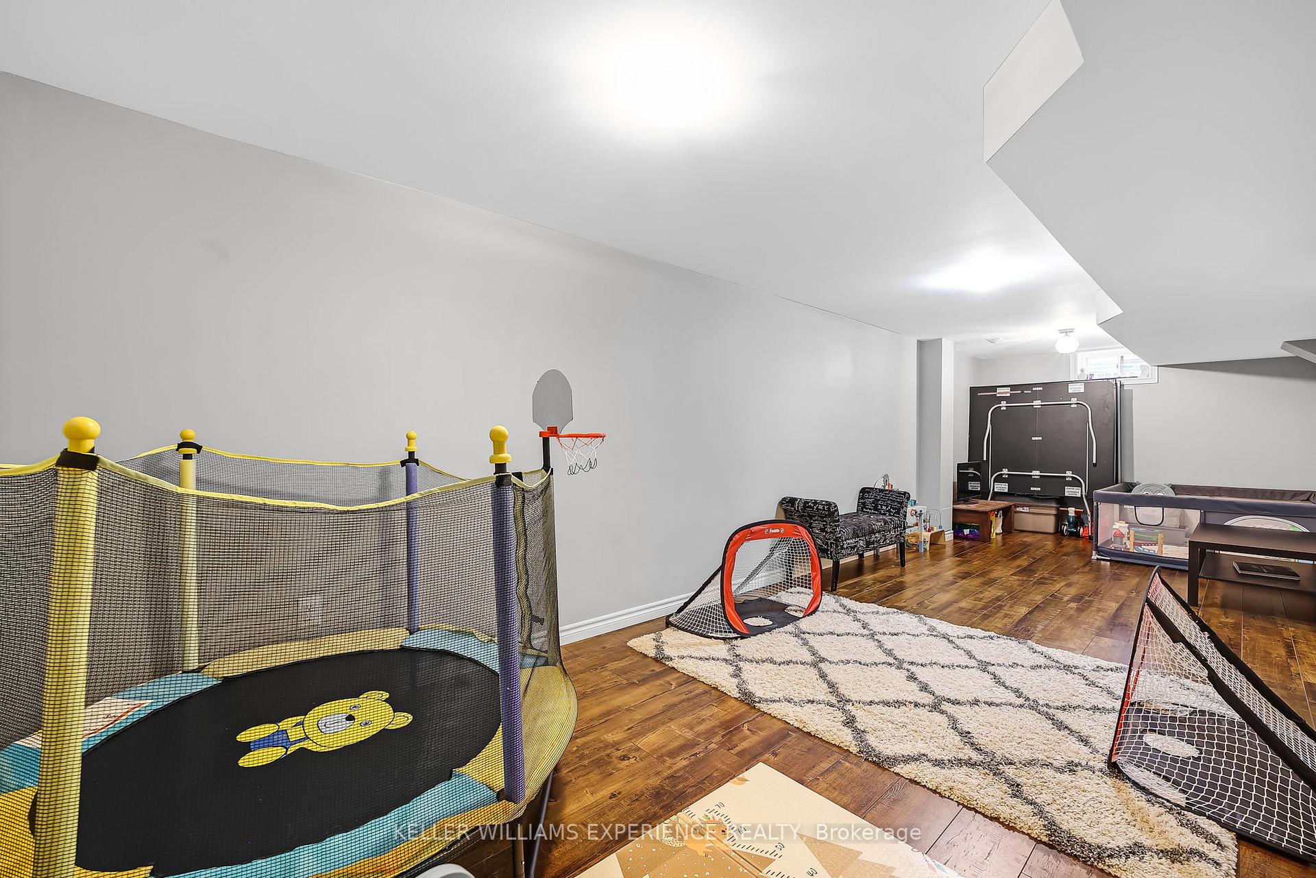 Photo 35 of 6 Brookwood Drive, Barrie, 400 West — HOMEH